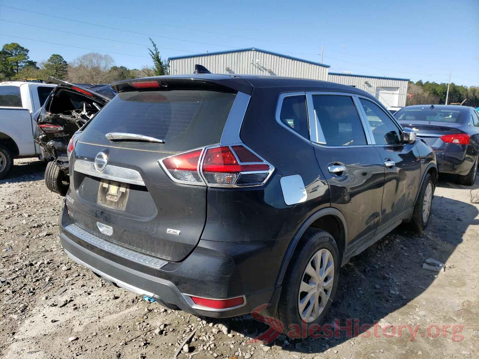 JN8AT2MT2JW455561 2018 NISSAN ROGUE