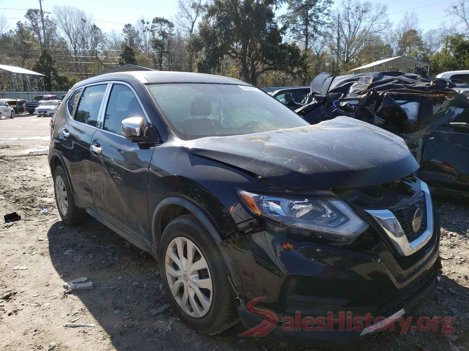 JN8AT2MT2JW455561 2018 NISSAN ROGUE