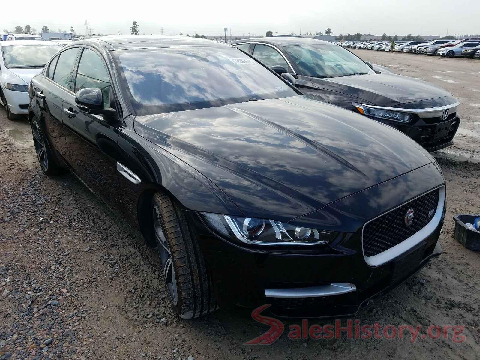 SAJAD4FX1JCP32742 2018 JAGUAR XE