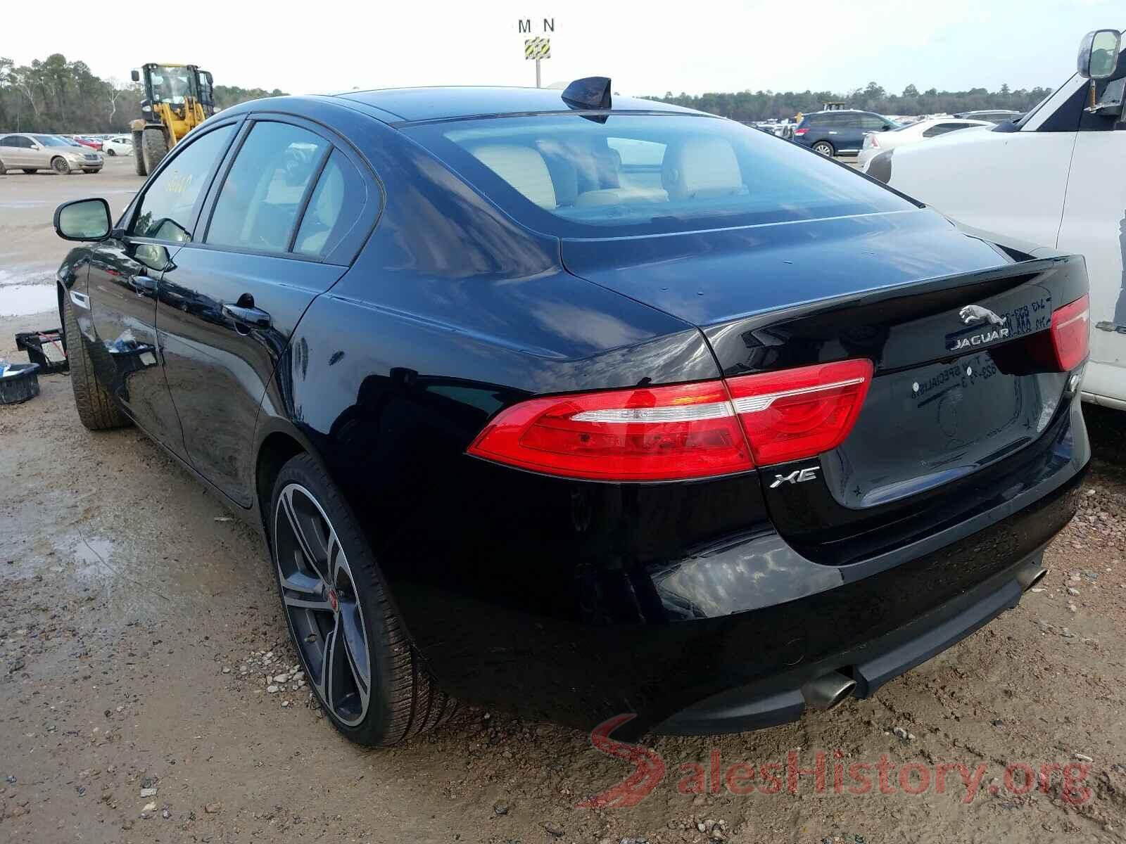 SAJAD4FX1JCP32742 2018 JAGUAR XE