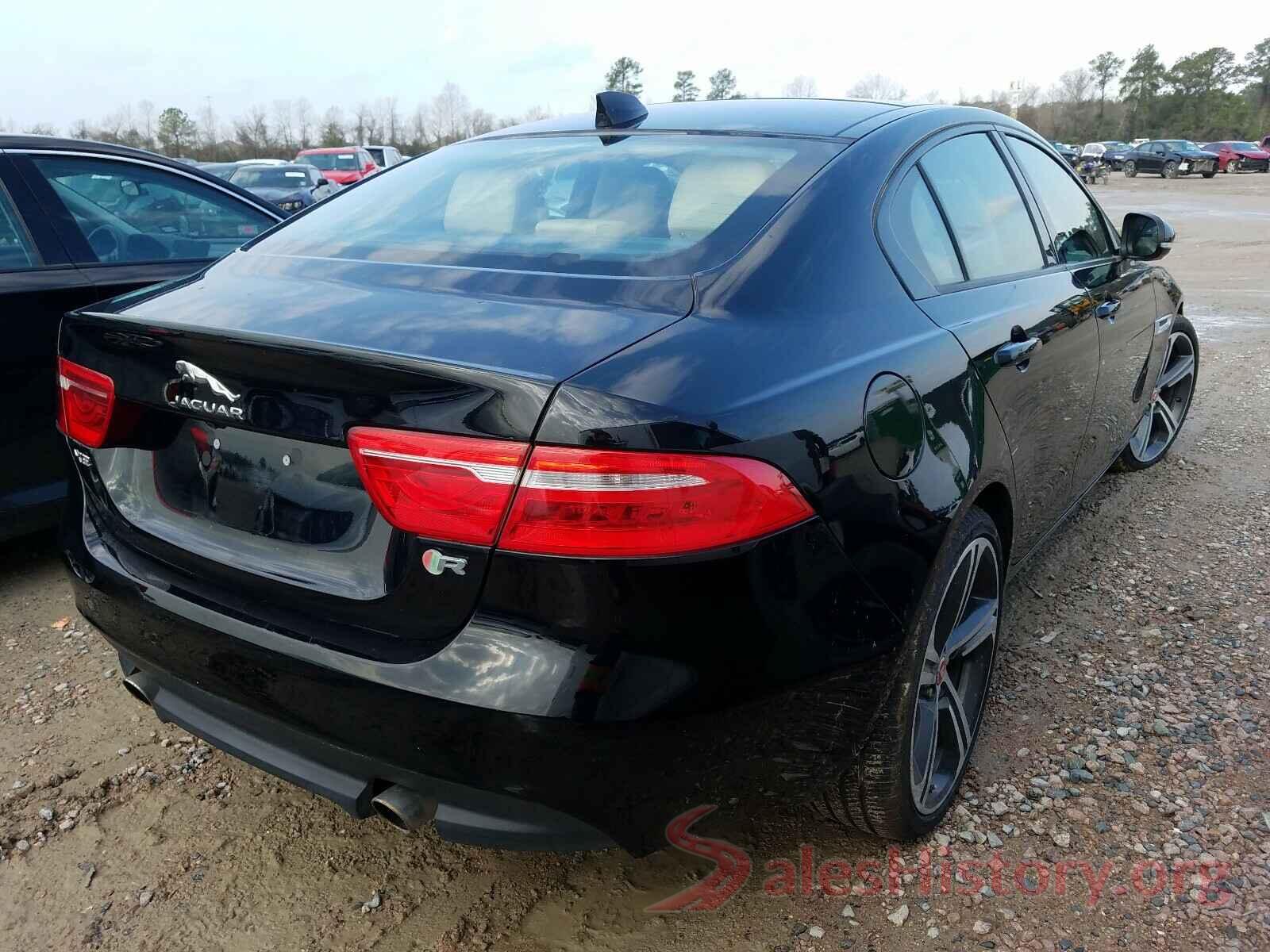 SAJAD4FX1JCP32742 2018 JAGUAR XE