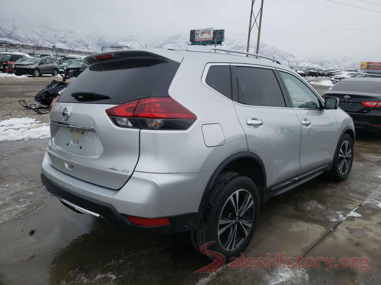 JN8AT2MV5JW321189 2018 NISSAN ROGUE