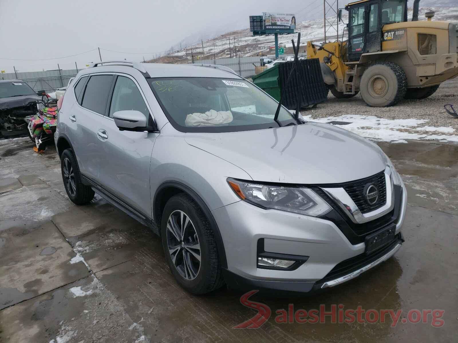 JN8AT2MV5JW321189 2018 NISSAN ROGUE