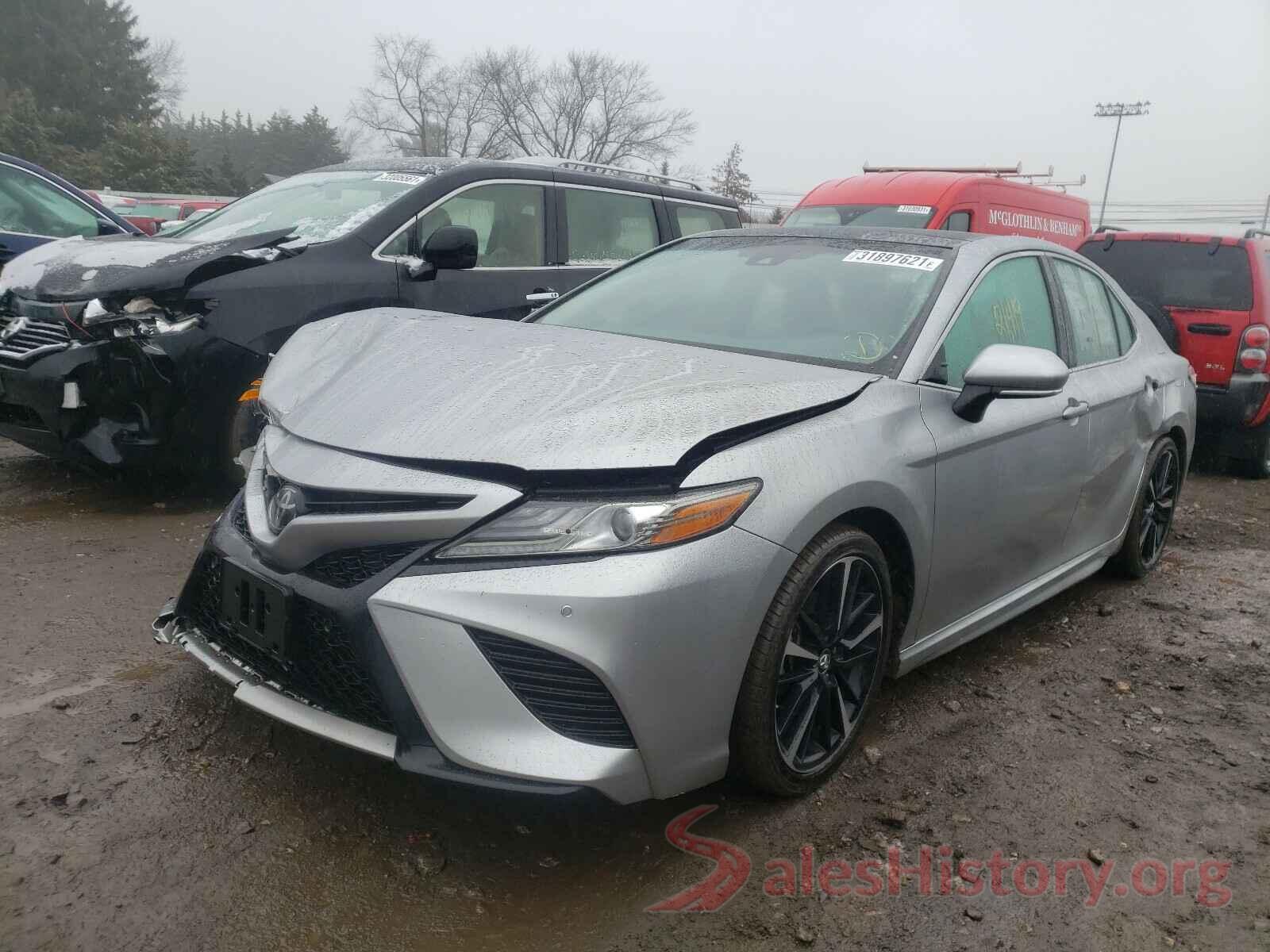 4T1B61HK2JU104207 2018 TOYOTA CAMRY