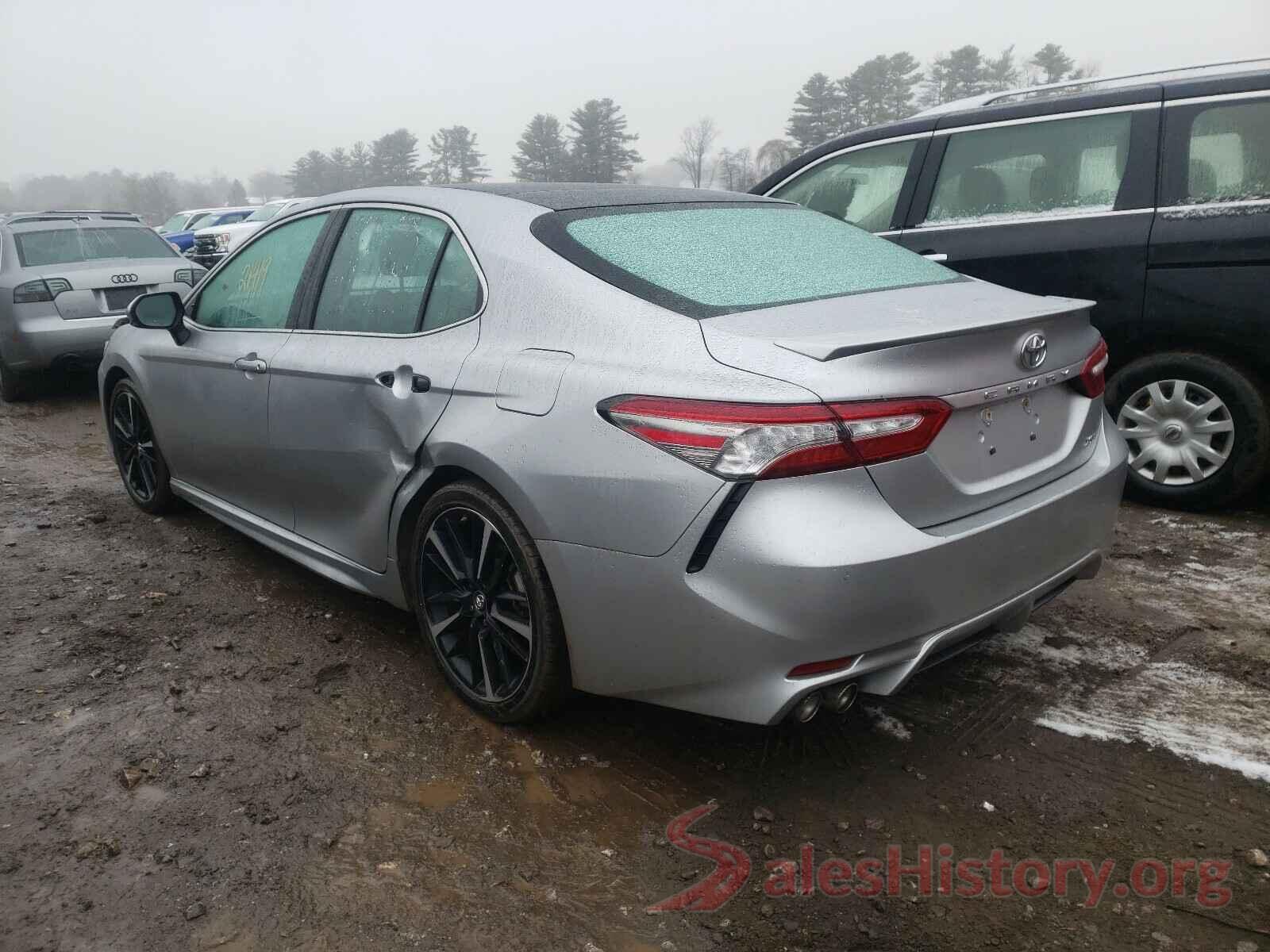 4T1B61HK2JU104207 2018 TOYOTA CAMRY