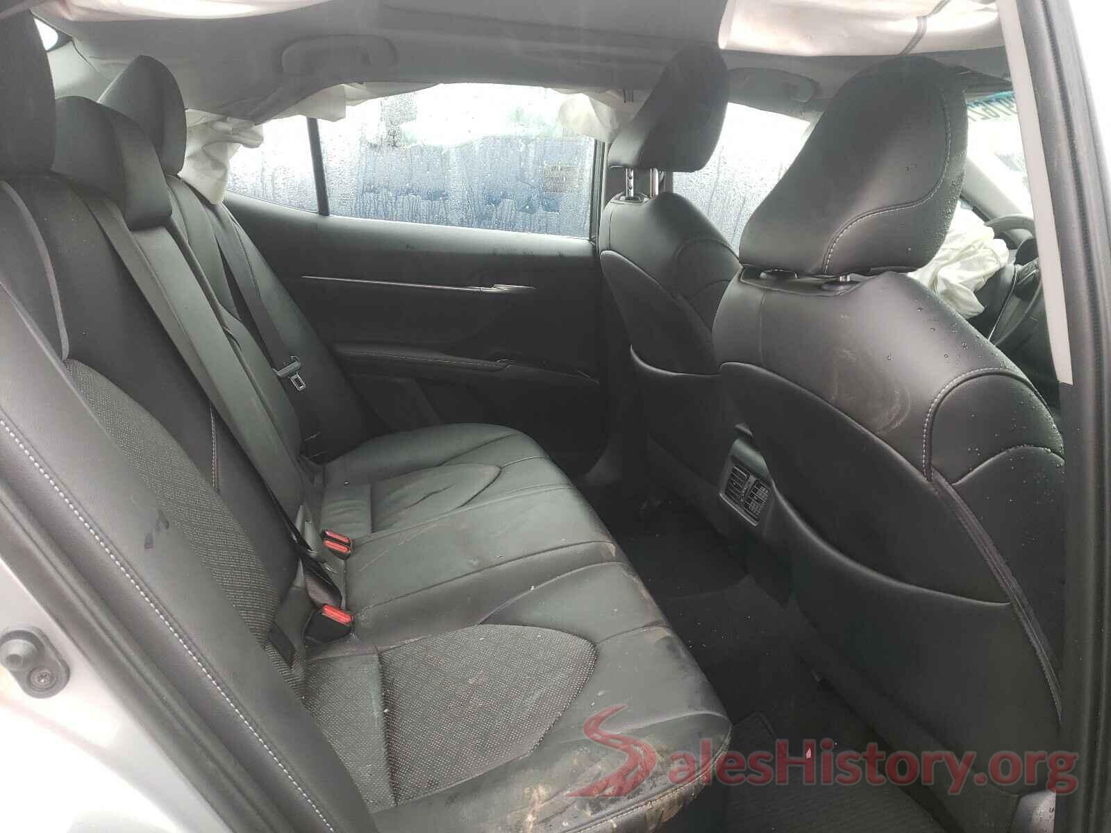 4T1B61HK2JU104207 2018 TOYOTA CAMRY