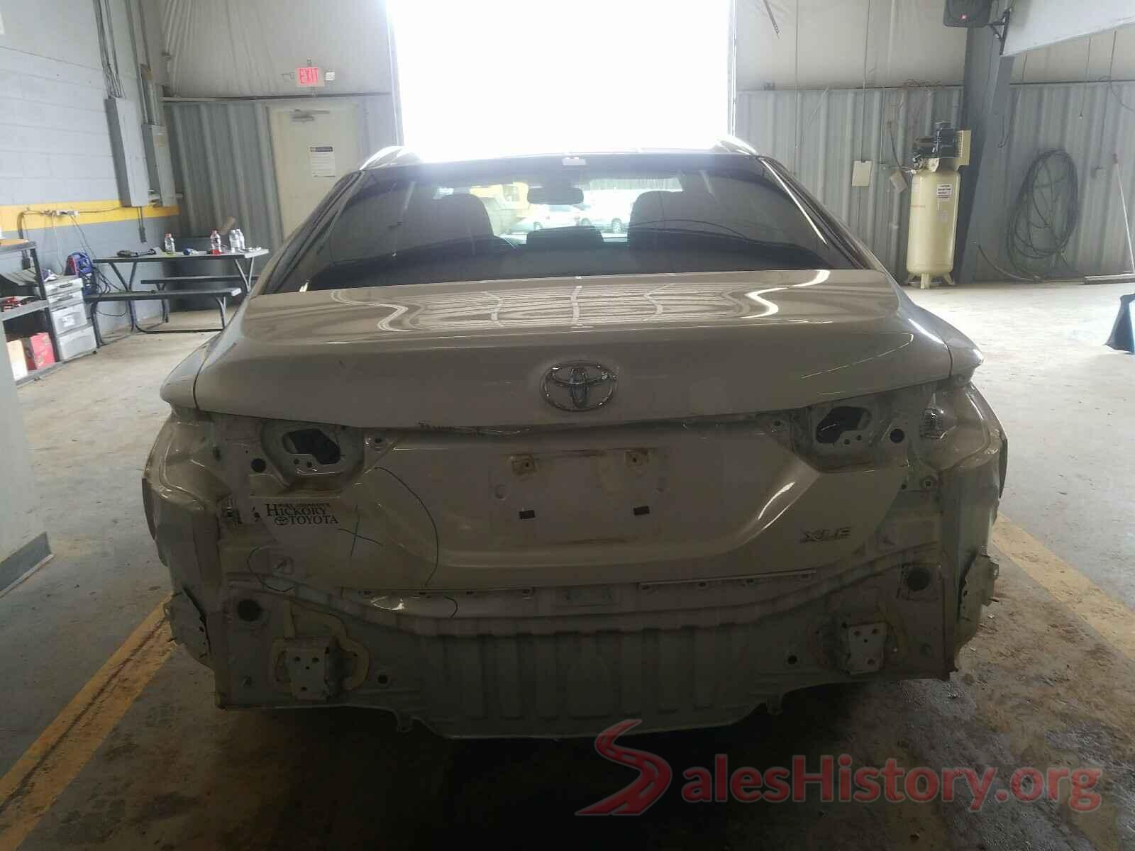 4T1B11HK5JU056135 2018 TOYOTA CAMRY