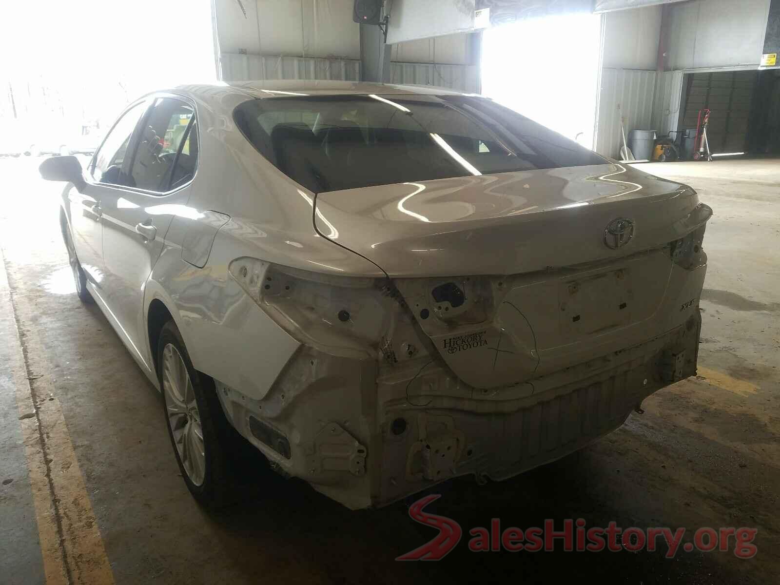 4T1B11HK5JU056135 2018 TOYOTA CAMRY