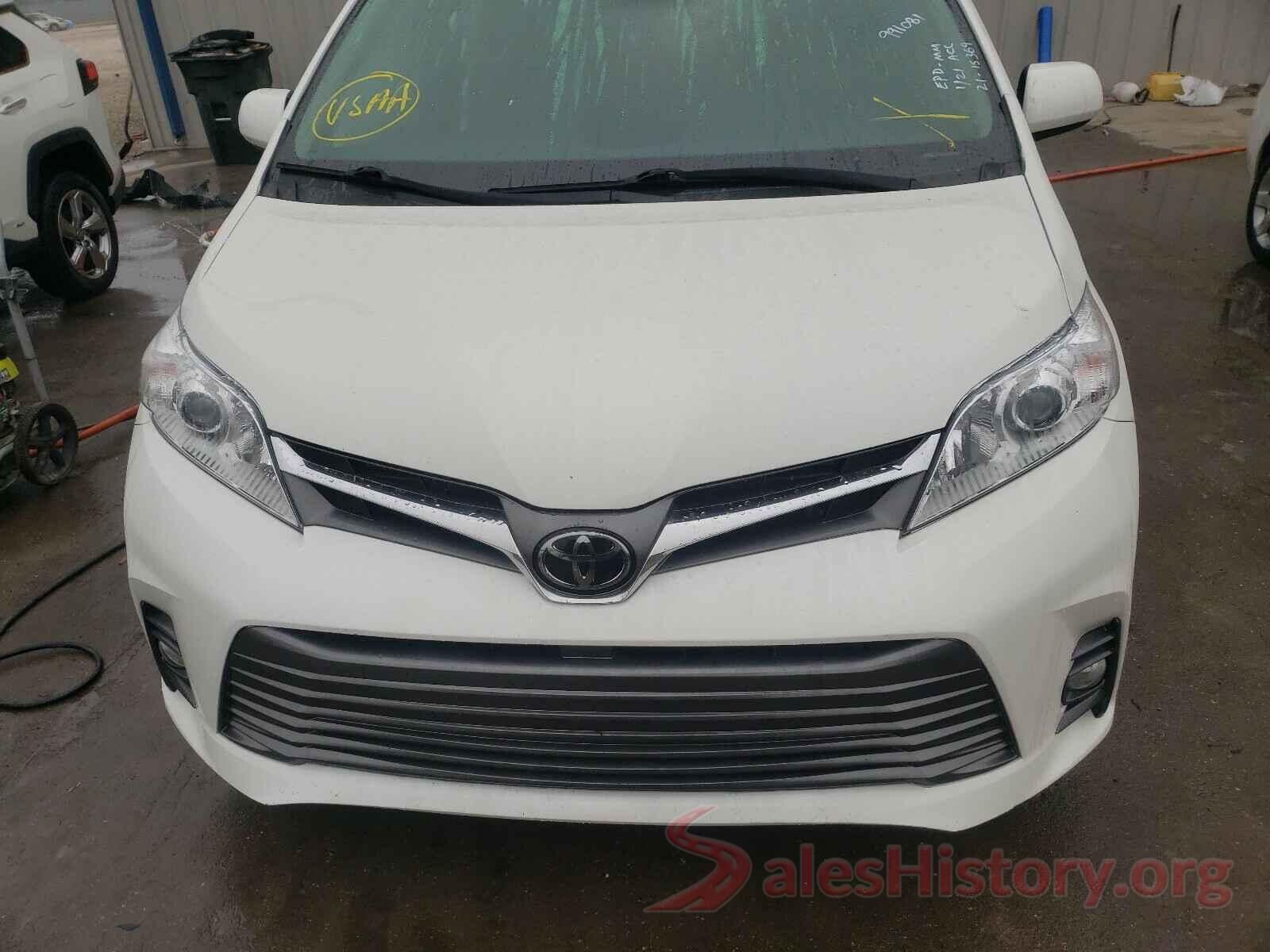 5TDYZ3DC5KS991081 2019 TOYOTA SIENNA