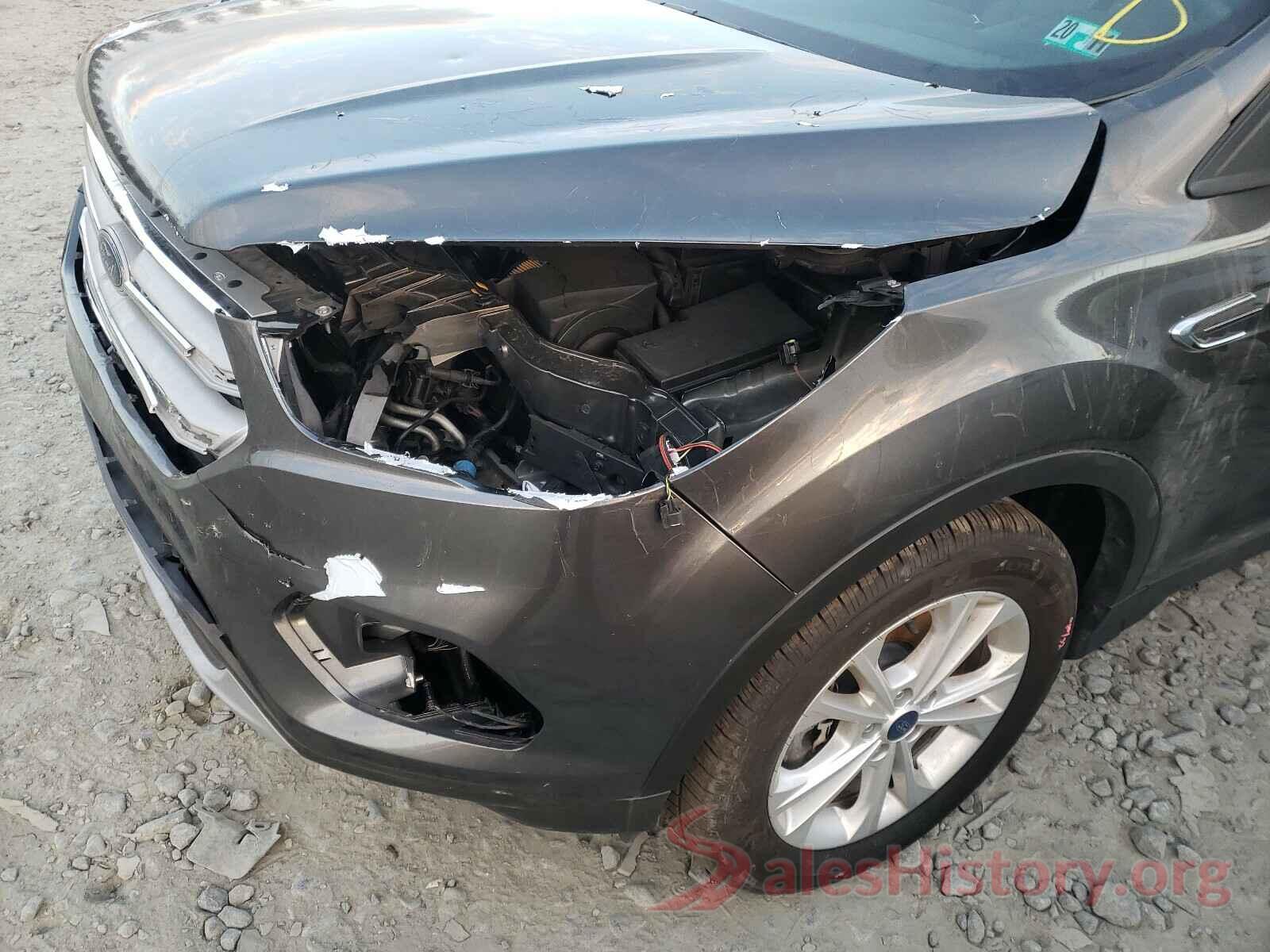 1FMCU9GD9JUA65840 2018 FORD ESCAPE