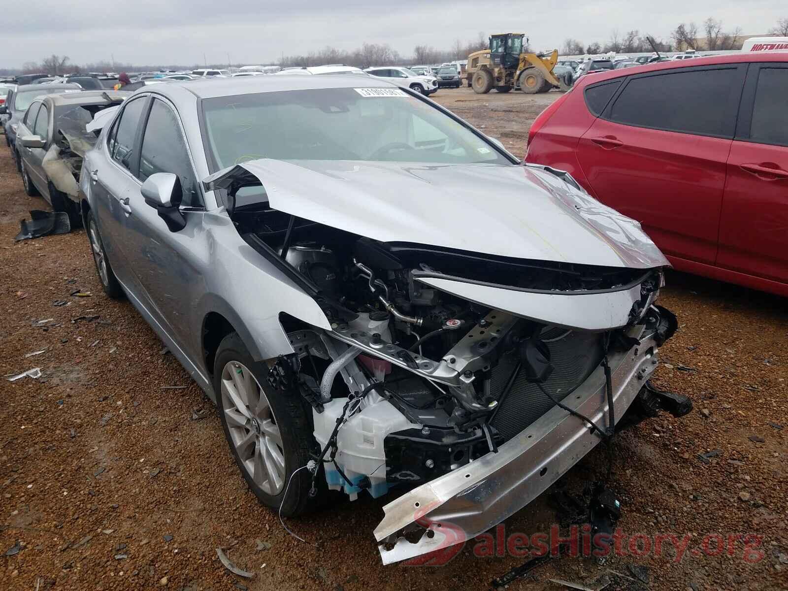 4T1B11HK9JU065534 2018 TOYOTA CAMRY