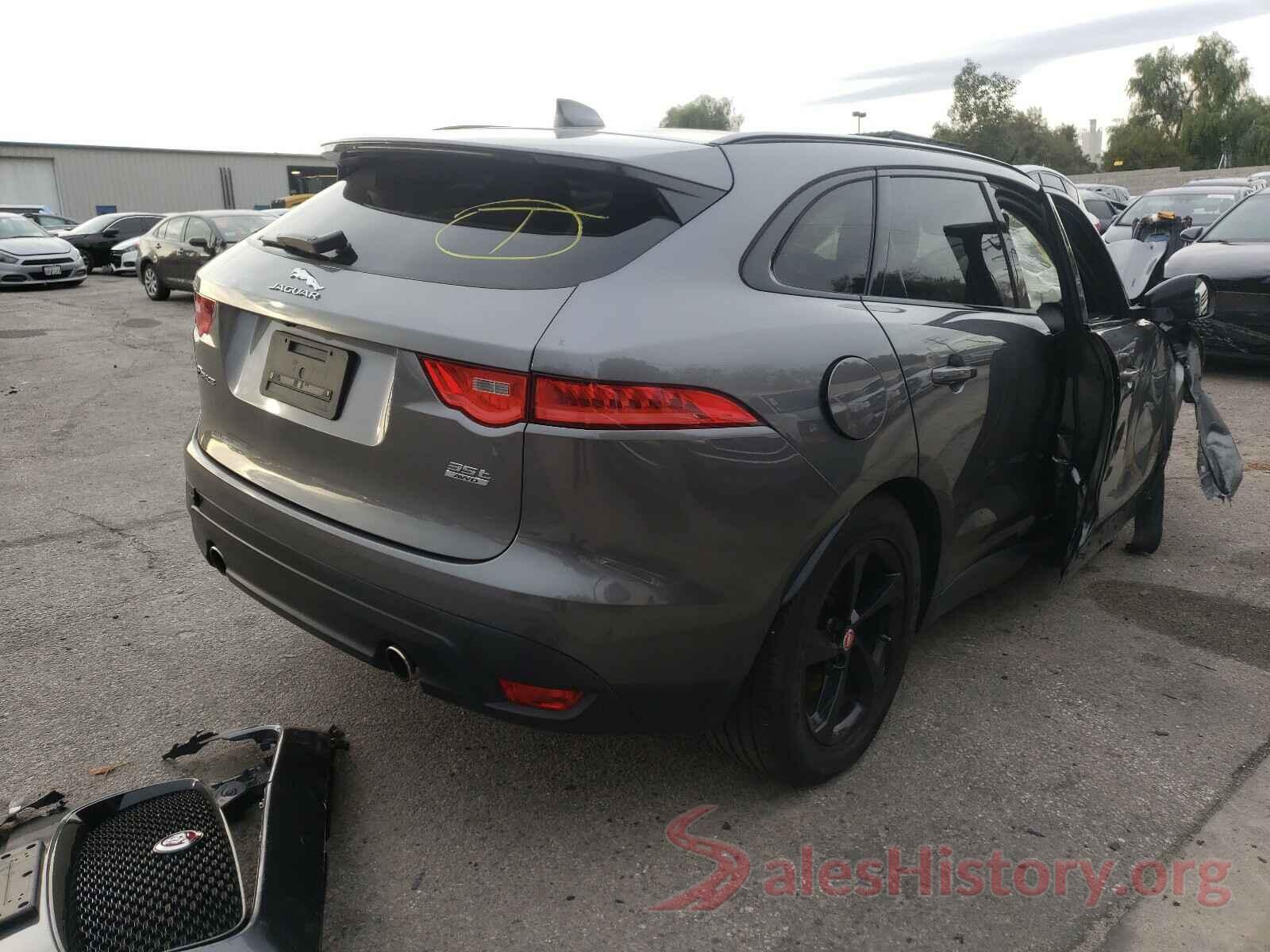 SADCJ2BV6HA895972 2017 JAGUAR F-PACE