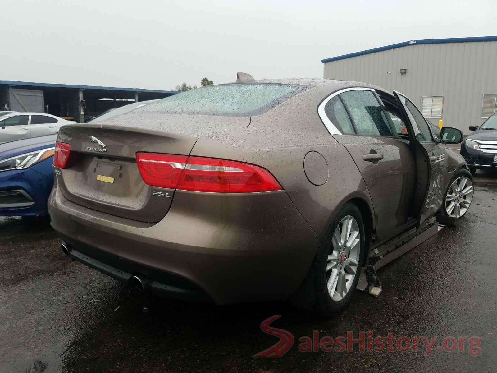 SAJAD4BG0HA964468 2017 JAGUAR XE