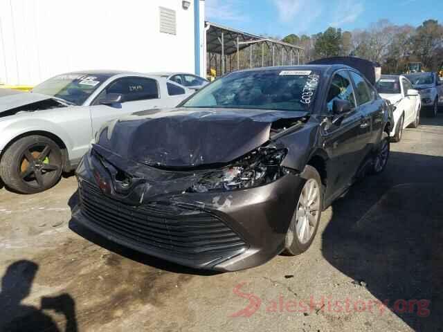 4T1B11HK0JU530704 2018 TOYOTA CAMRY