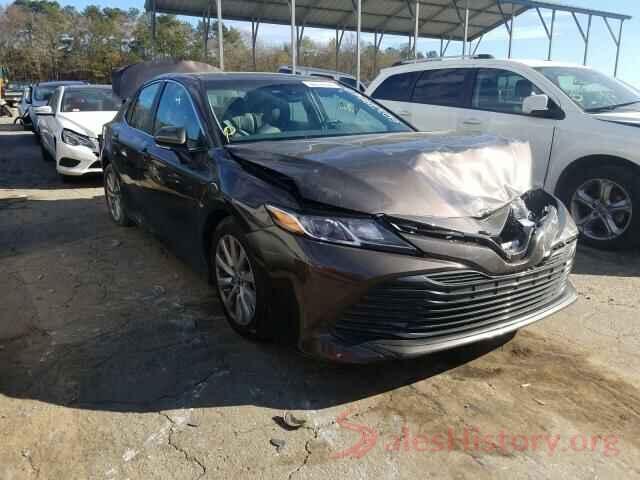 4T1B11HK0JU530704 2018 TOYOTA CAMRY