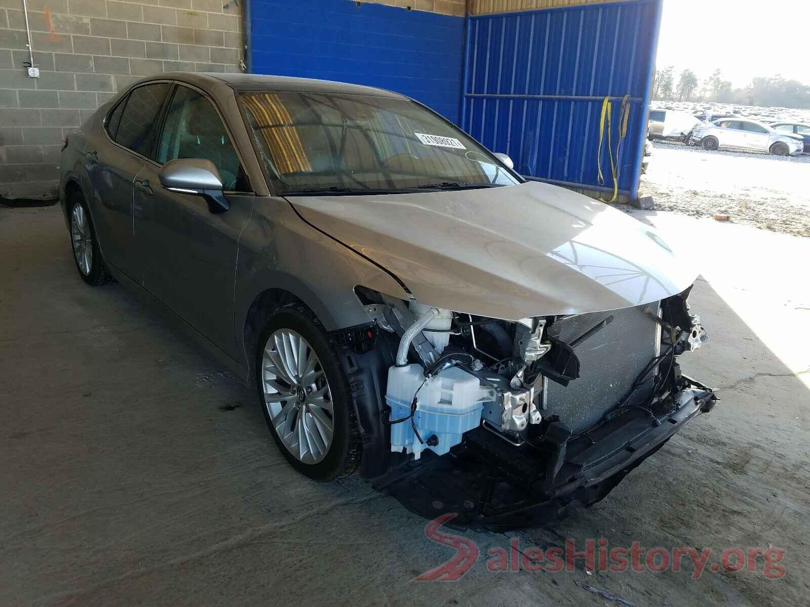 4T1BZ1HK5JU011950 2018 TOYOTA CAMRY