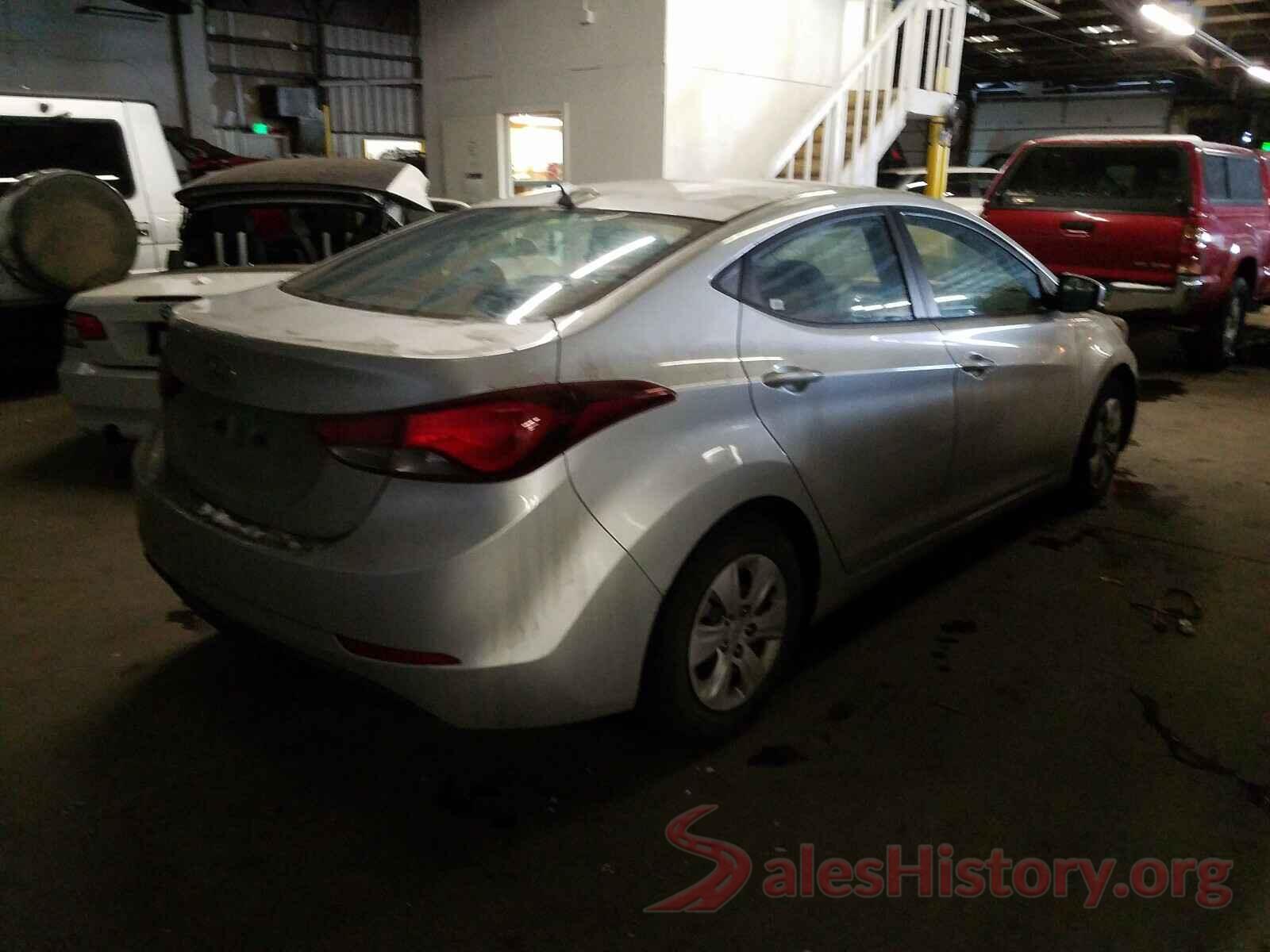 5NPDH4AE8GH709140 2016 HYUNDAI ELANTRA