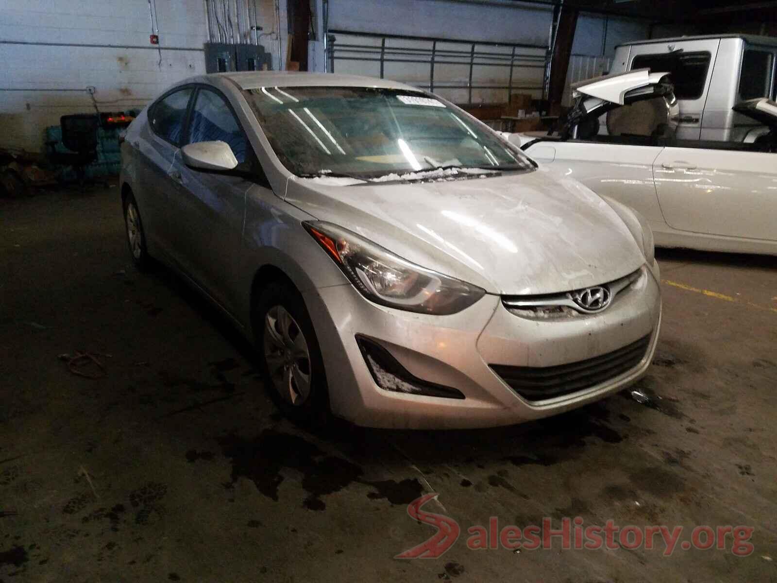 5NPDH4AE8GH709140 2016 HYUNDAI ELANTRA