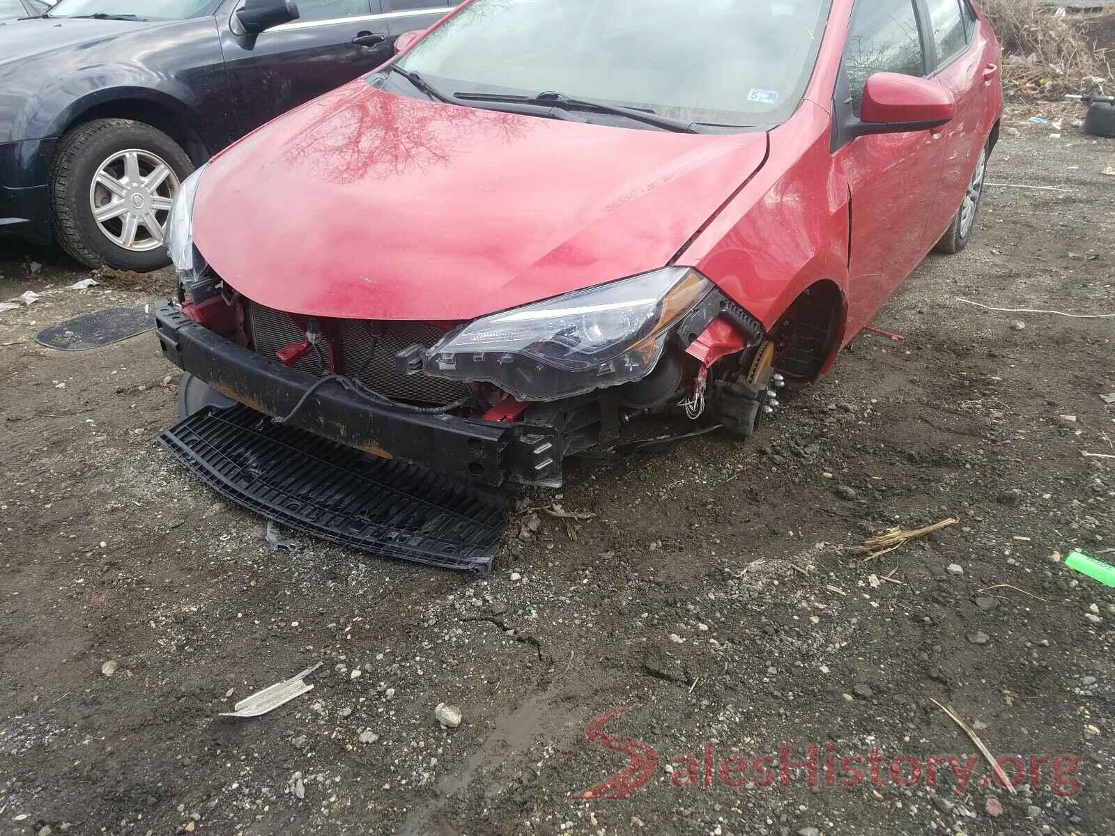 2T1BURHE5JC063135 2018 TOYOTA COROLLA