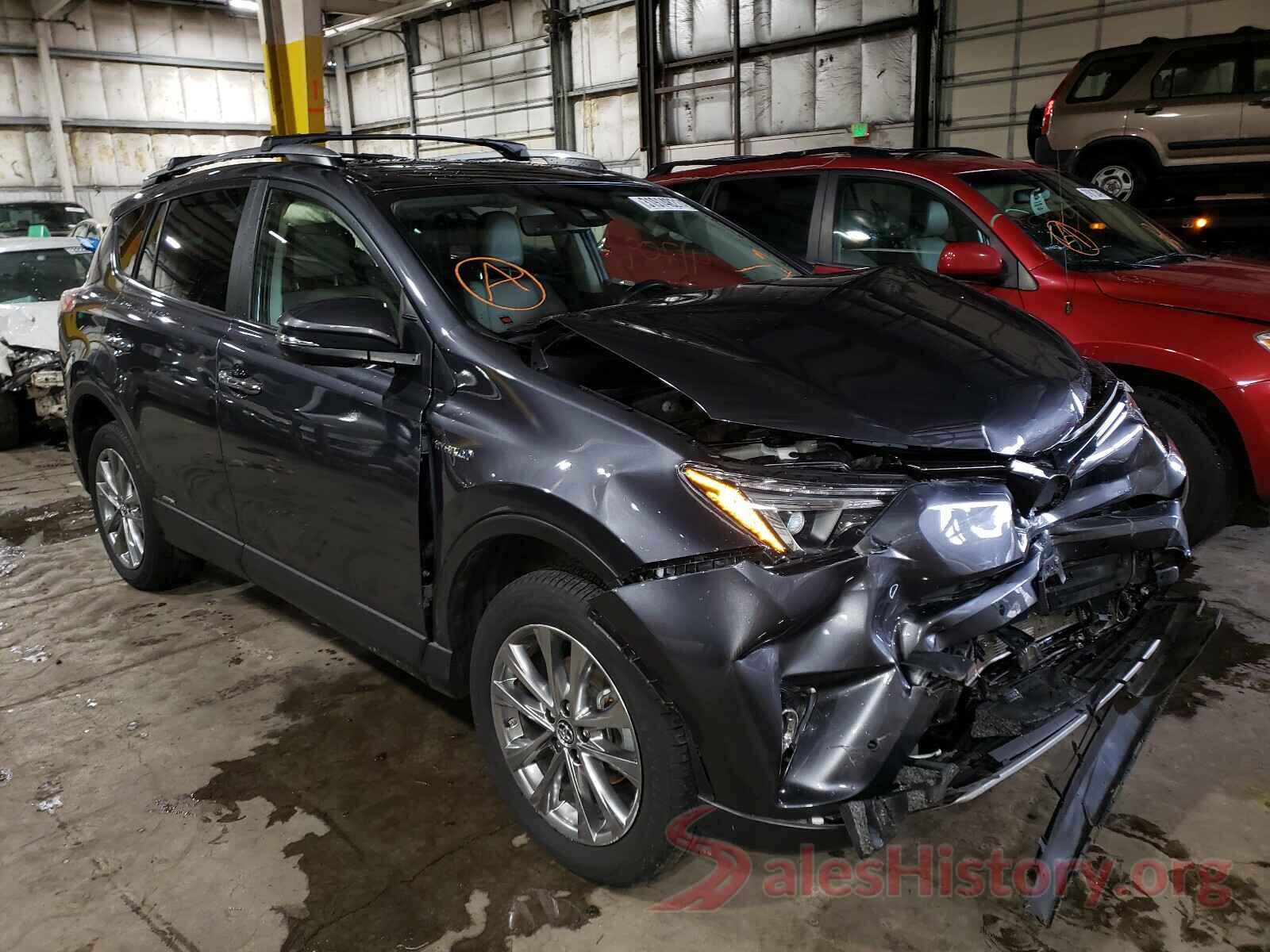 JTMDJREV8JD249857 2018 TOYOTA RAV4