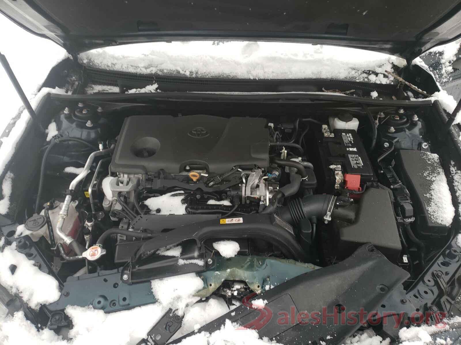 4T1B11HK0JU650759 2018 TOYOTA CAMRY