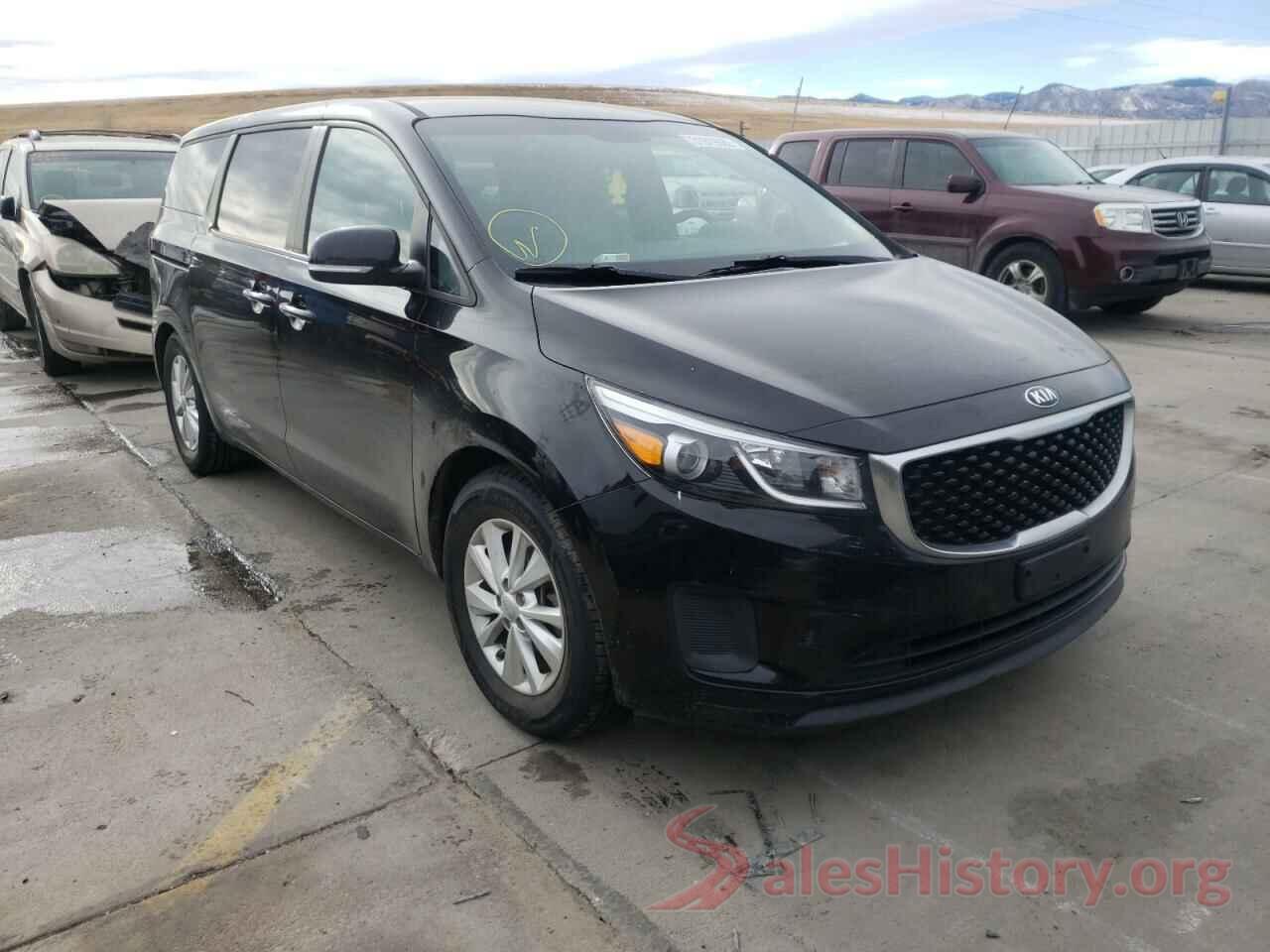 KNDMB5C18H6323024 2017 KIA SEDONA