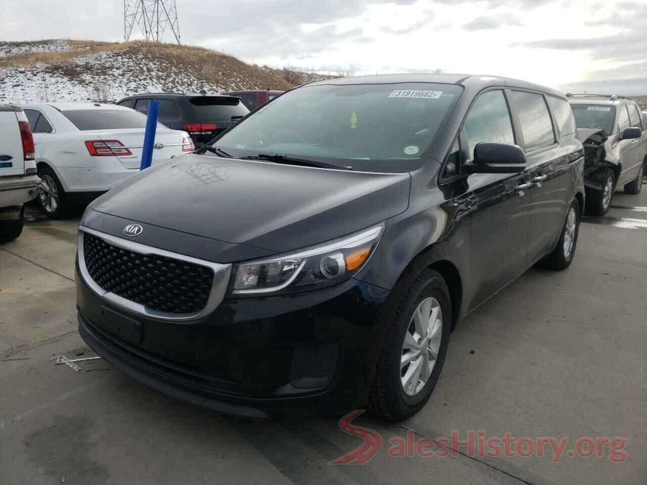 KNDMB5C18H6323024 2017 KIA SEDONA