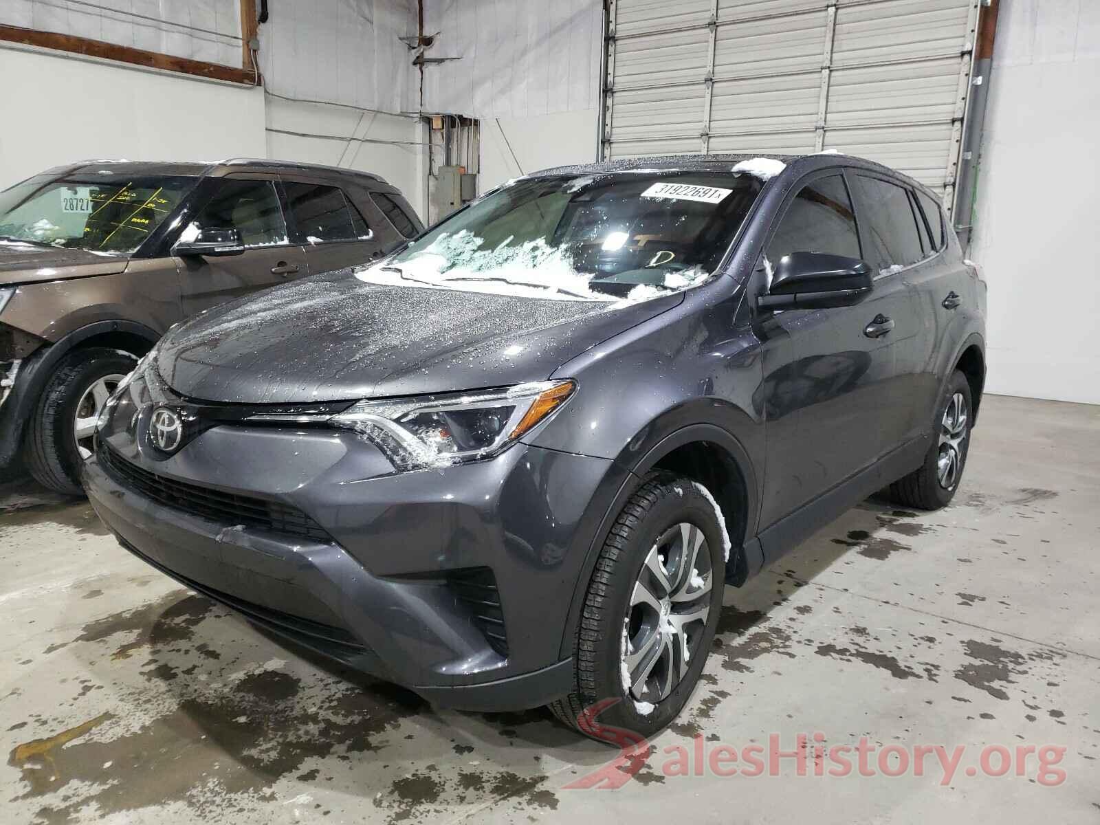 JTMBFREV3HJ709754 2017 TOYOTA RAV4