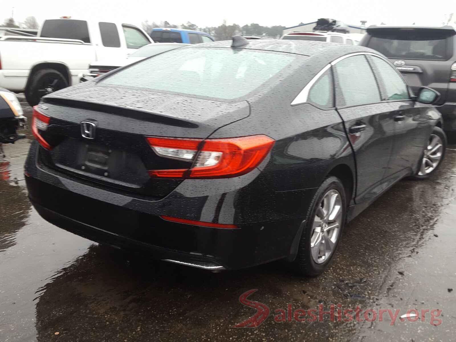 1HGCV1F10JA163443 2018 HONDA ACCORD