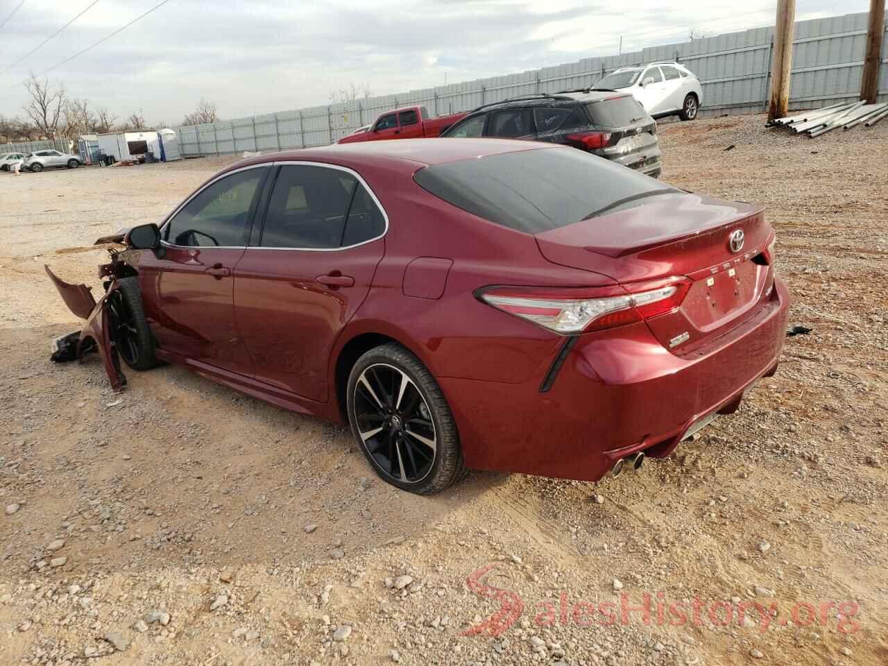 4T1B61HK1JU561848 2018 TOYOTA CAMRY