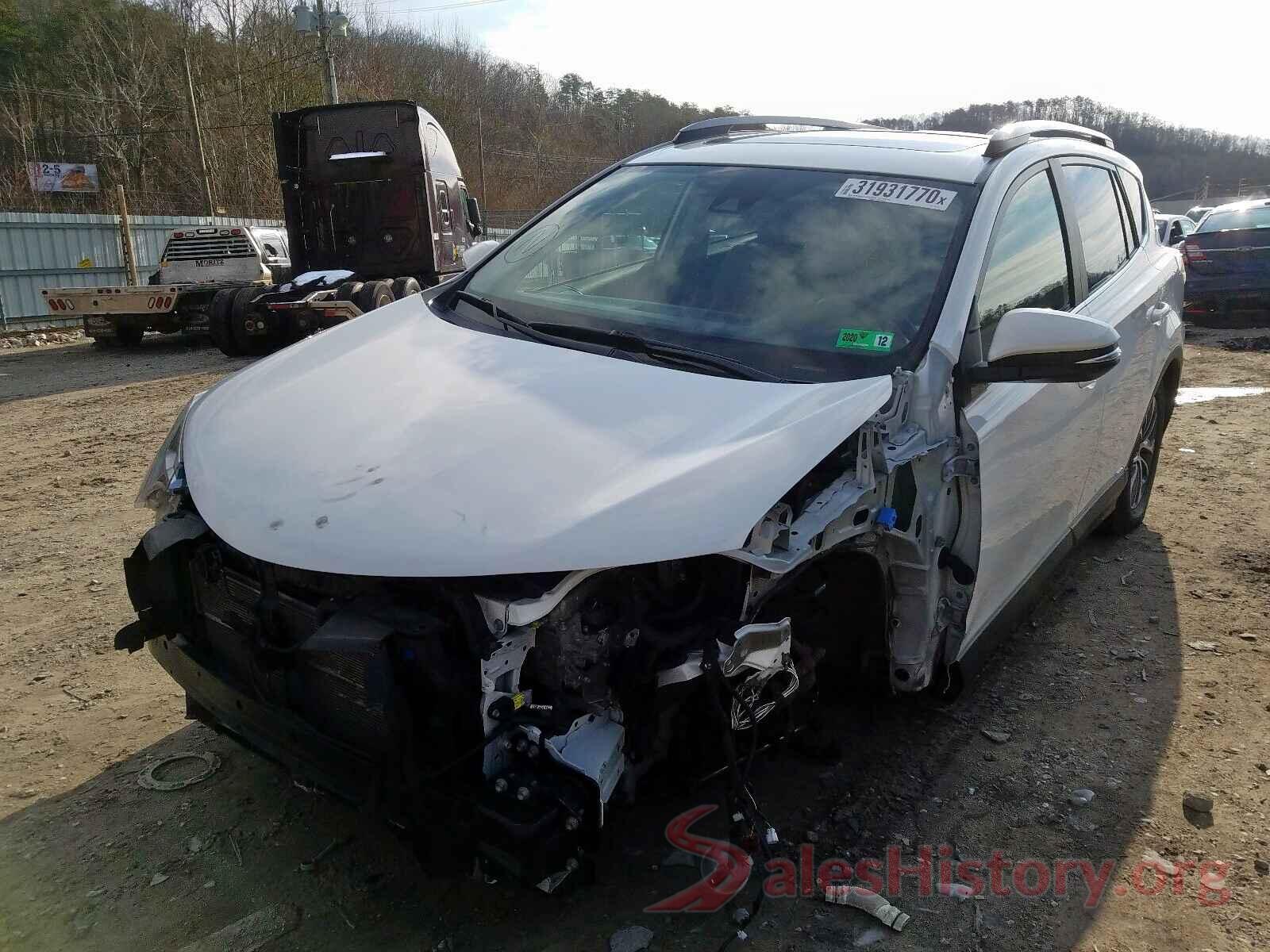 JTMRJREV0HD113173 2017 TOYOTA RAV4