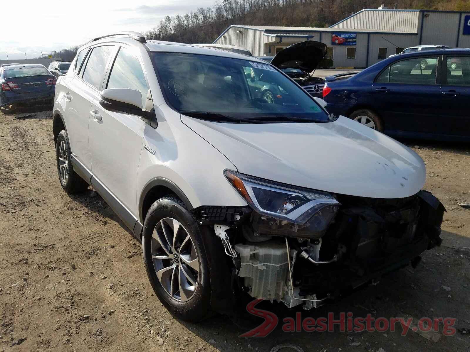 JTMRJREV0HD113173 2017 TOYOTA RAV4