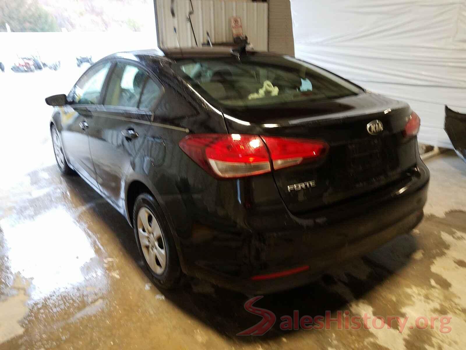 3KPFL4A70JE277972 2018 KIA FORTE