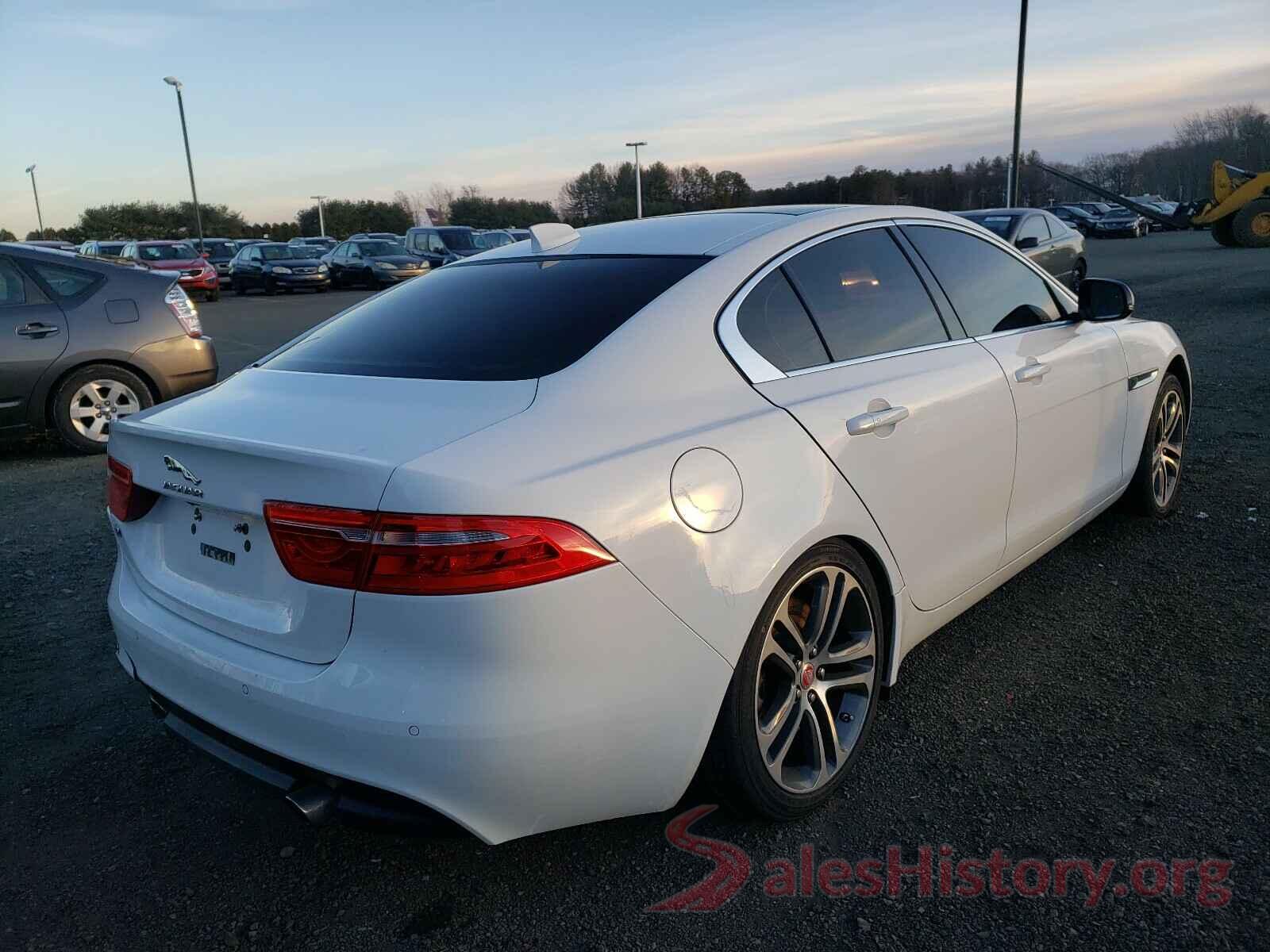 SAJAK4BV5HA953342 2017 JAGUAR XE