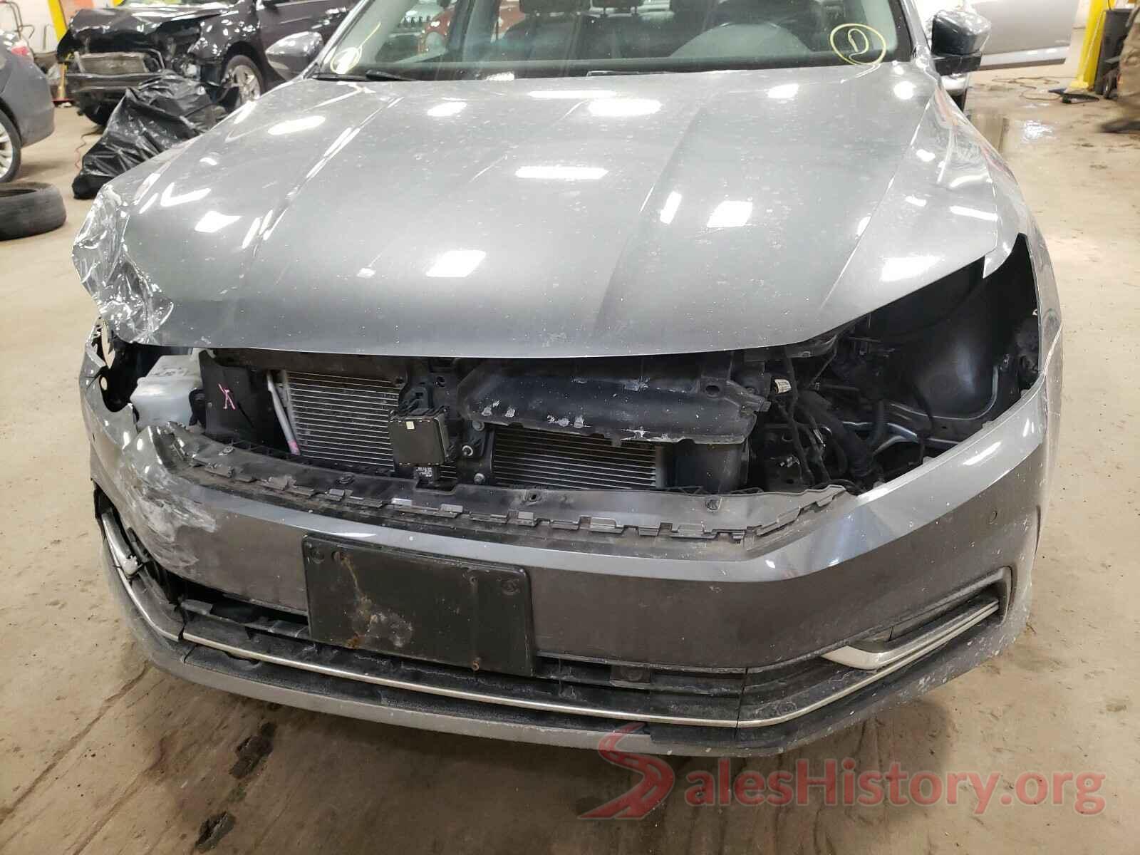 1VWCA7A31JC046655 2018 VOLKSWAGEN PASSAT