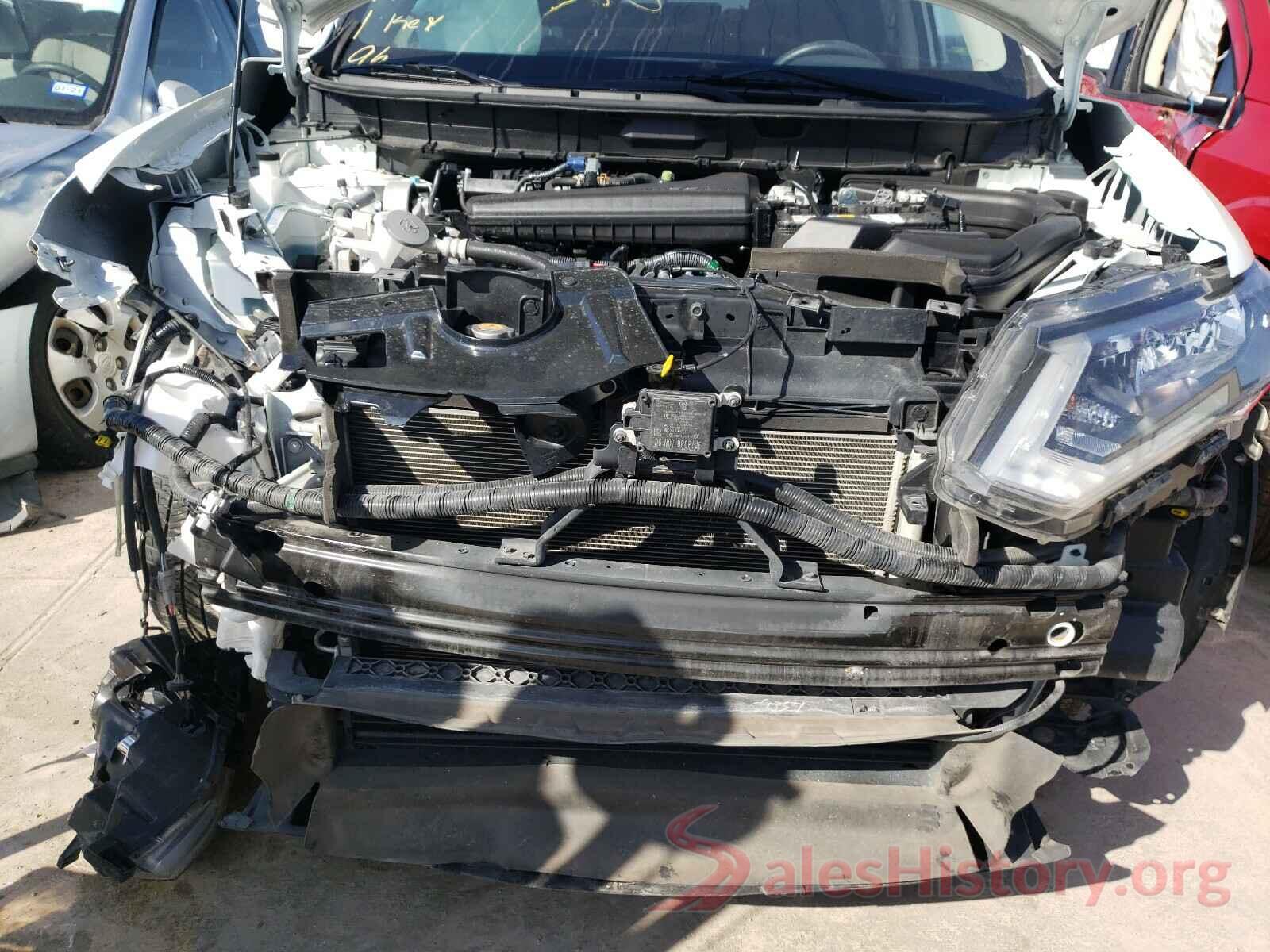 JN8AT2MT0JW469572 2018 NISSAN ROGUE