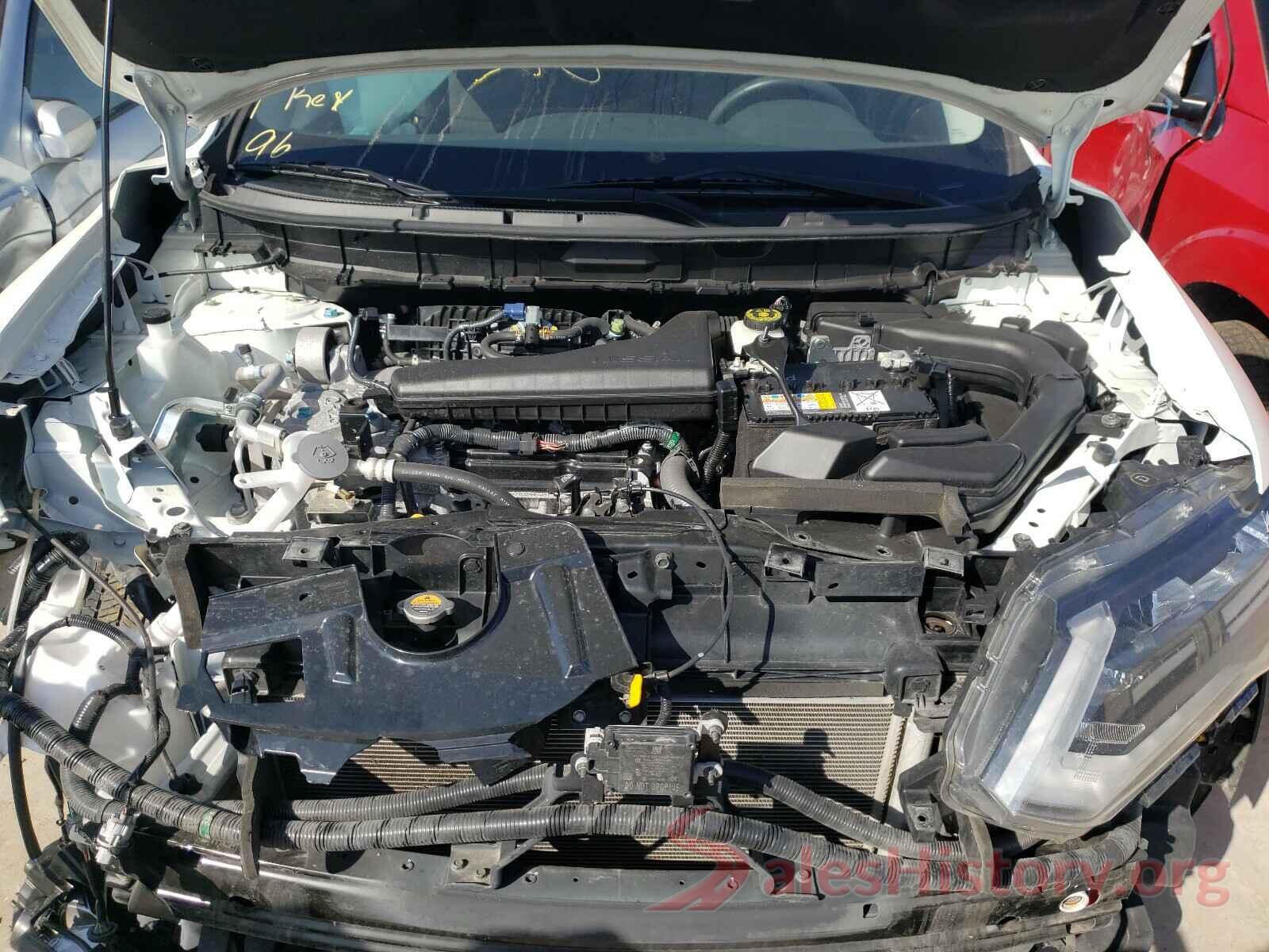 JN8AT2MT0JW469572 2018 NISSAN ROGUE