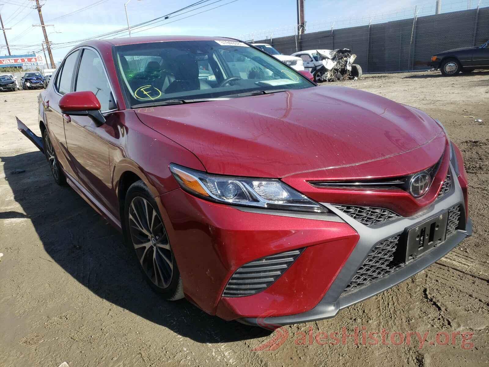 4T1B11HK6JU652905 2018 TOYOTA CAMRY