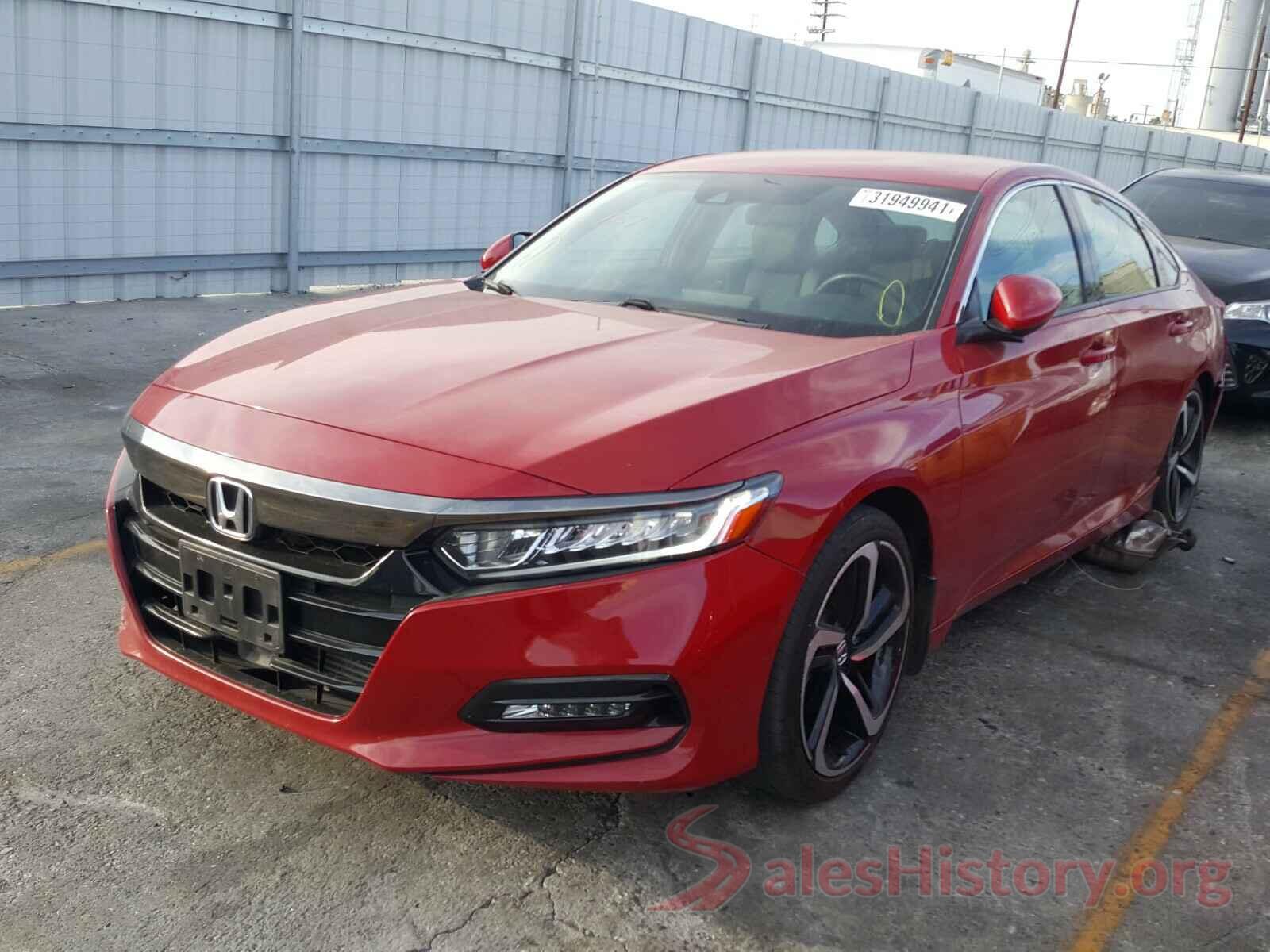 1HGCV1F35JA082844 2018 HONDA ACCORD