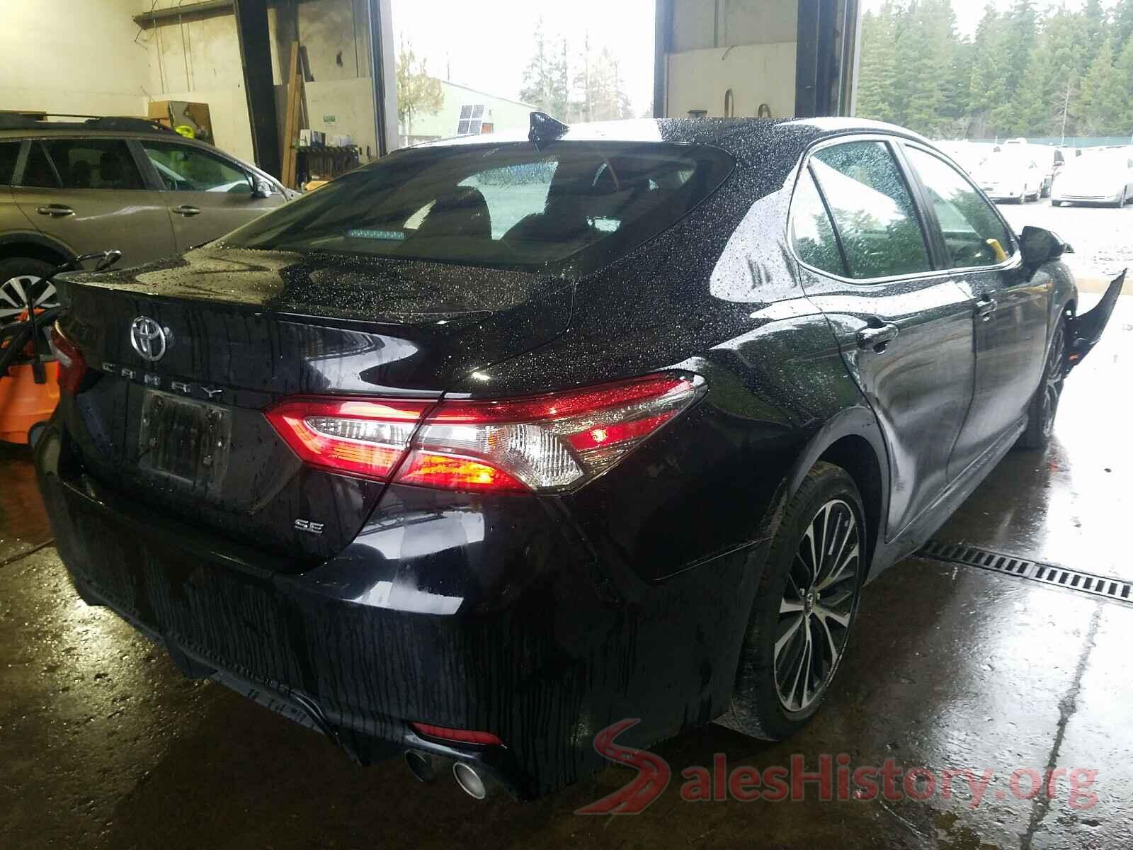 4T1B11HKXKU208864 2019 TOYOTA CAMRY