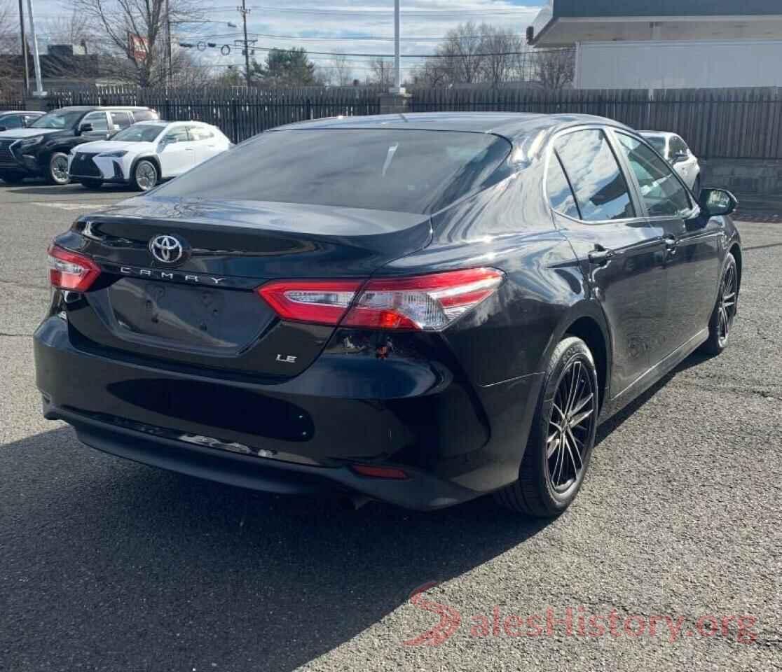 4T1B11HK3JU562854 2018 TOYOTA CAMRY