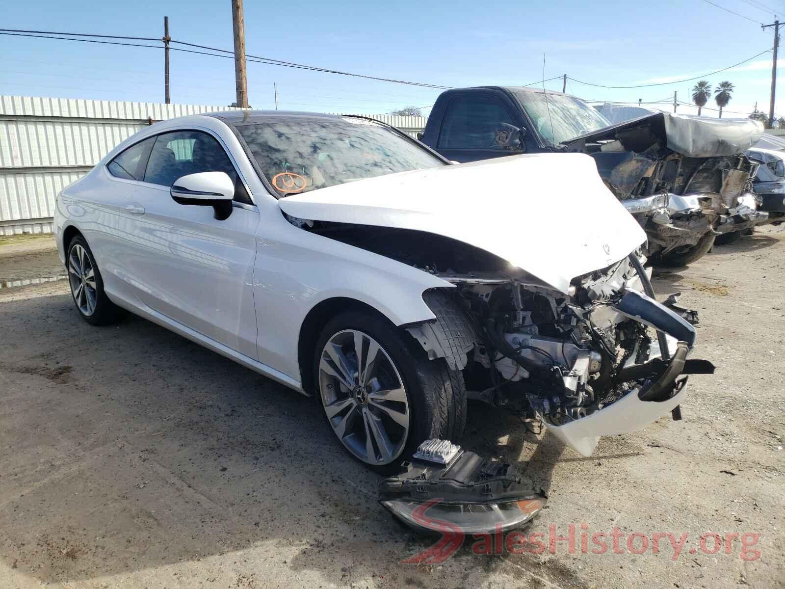 WDDWJ4JBXHF582153 2017 MERCEDES-BENZ C CLASS