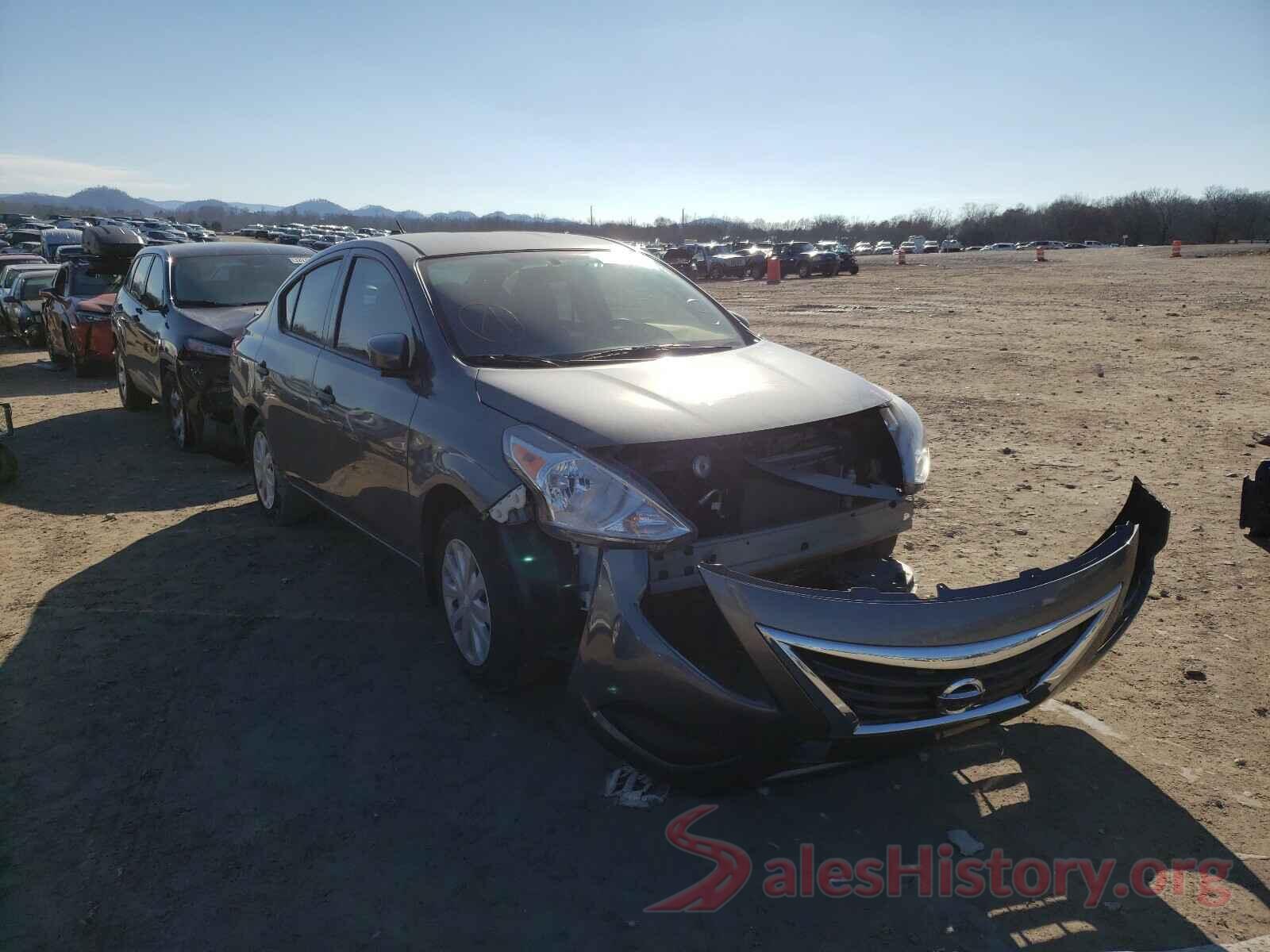 3N1CN7AP3HL818908 2017 NISSAN VERSA