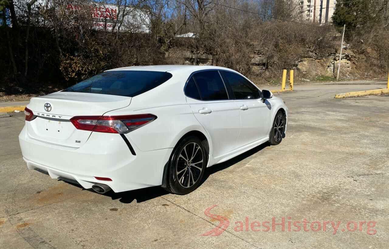 4T1B11HKXJU119701 2018 TOYOTA CAMRY