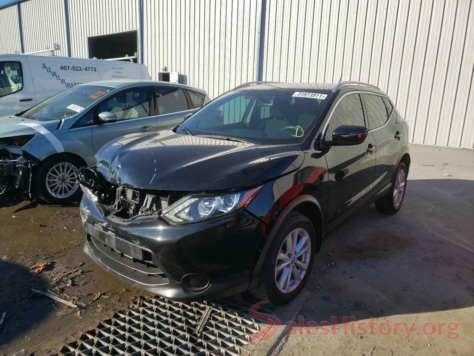 JN1BJ1CPXJW161672 2018 NISSAN ROGUE