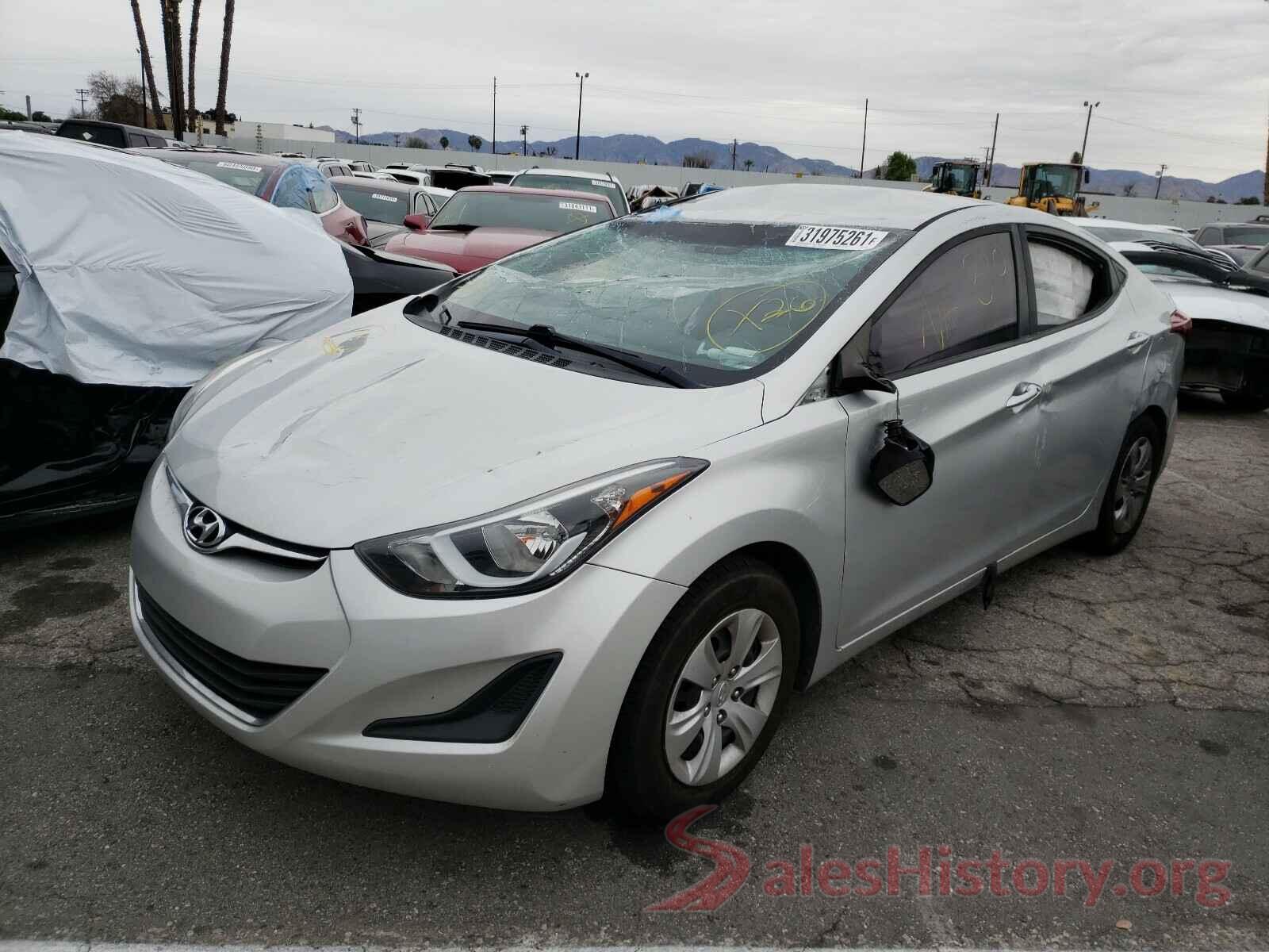 5NPDH4AE8GH748794 2016 HYUNDAI ELANTRA