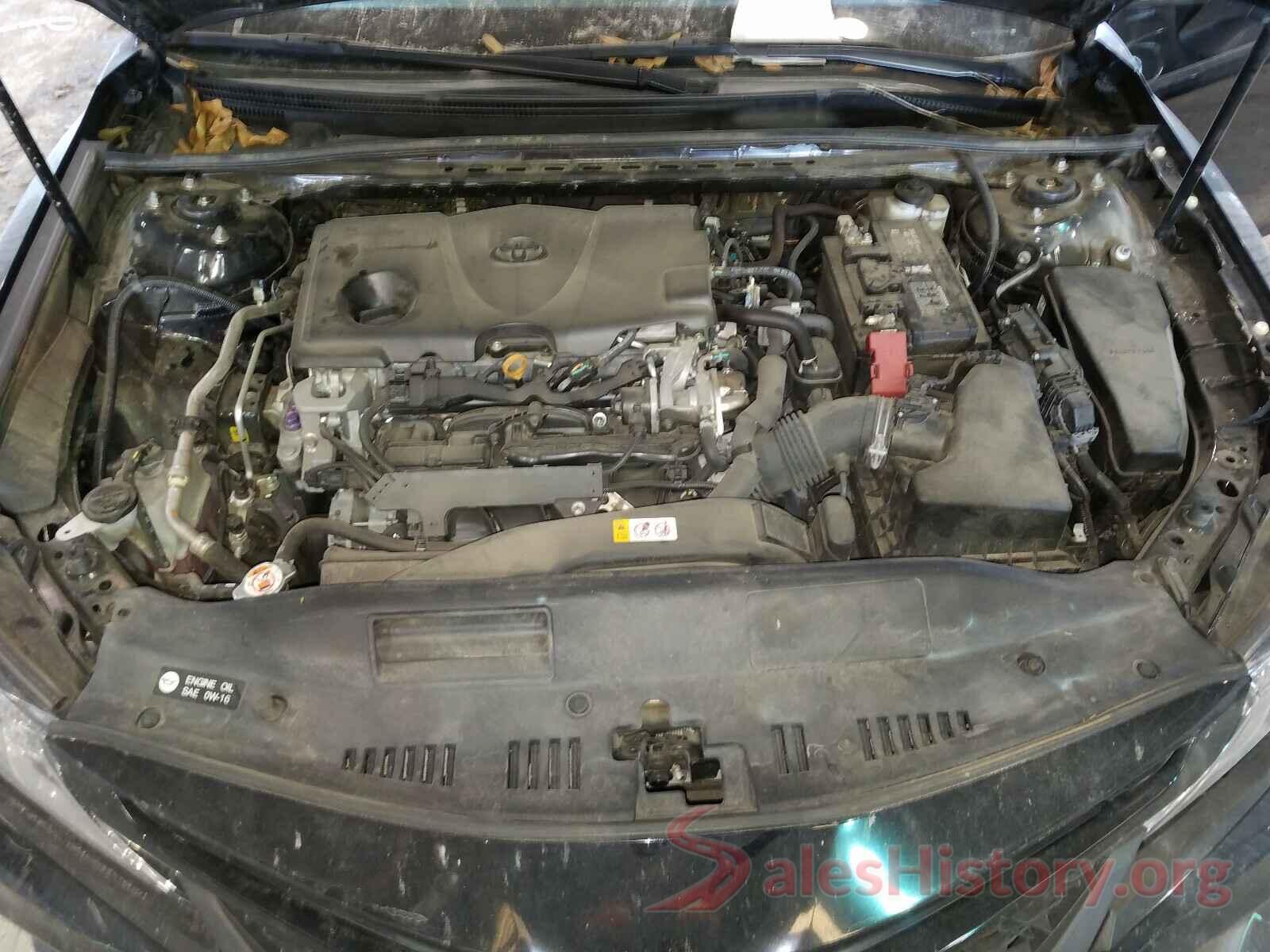 4T1B11HK1JU151632 2018 TOYOTA CAMRY