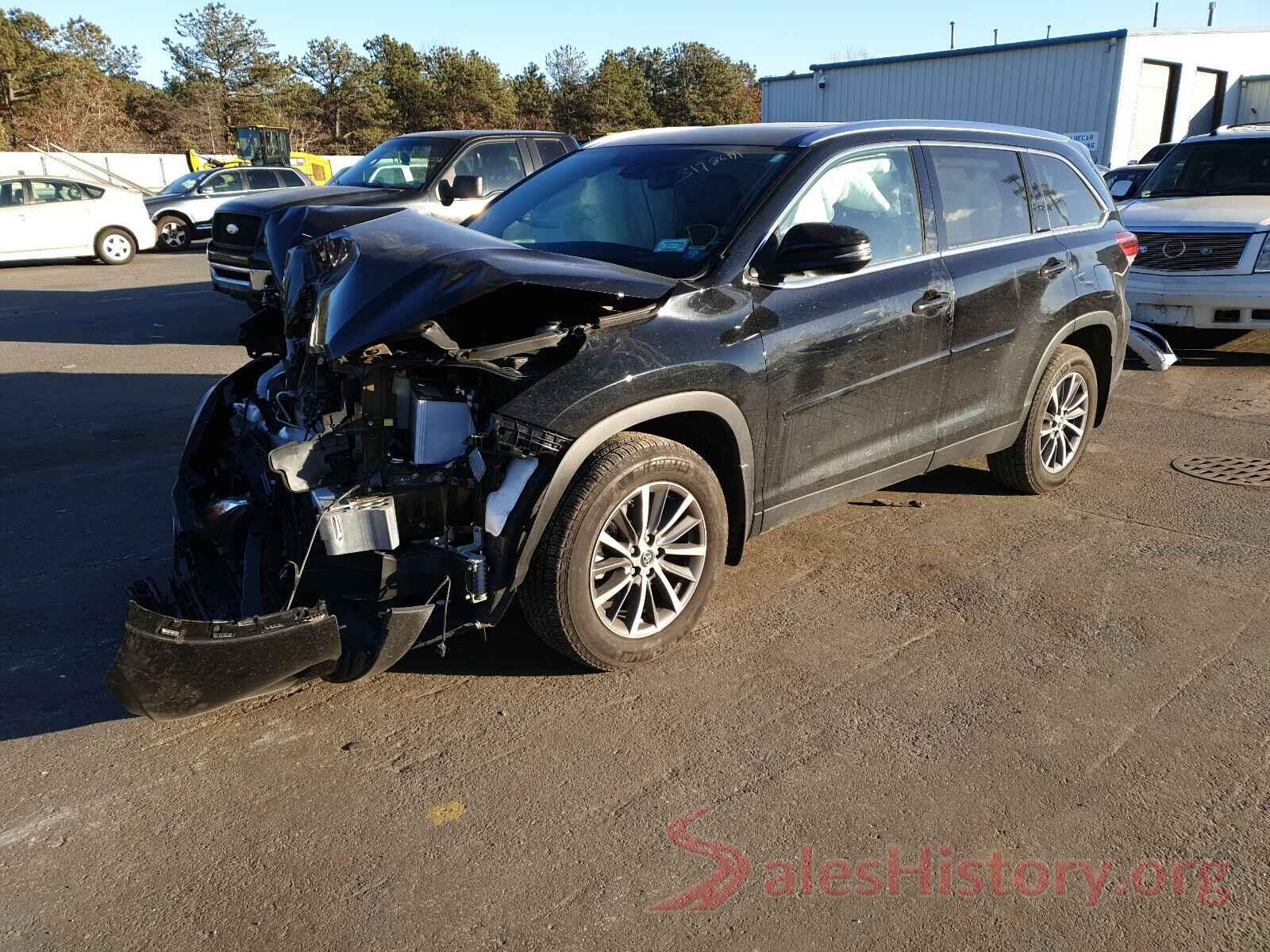 5TDJZRFH8KS614404 2019 TOYOTA HIGHLANDER