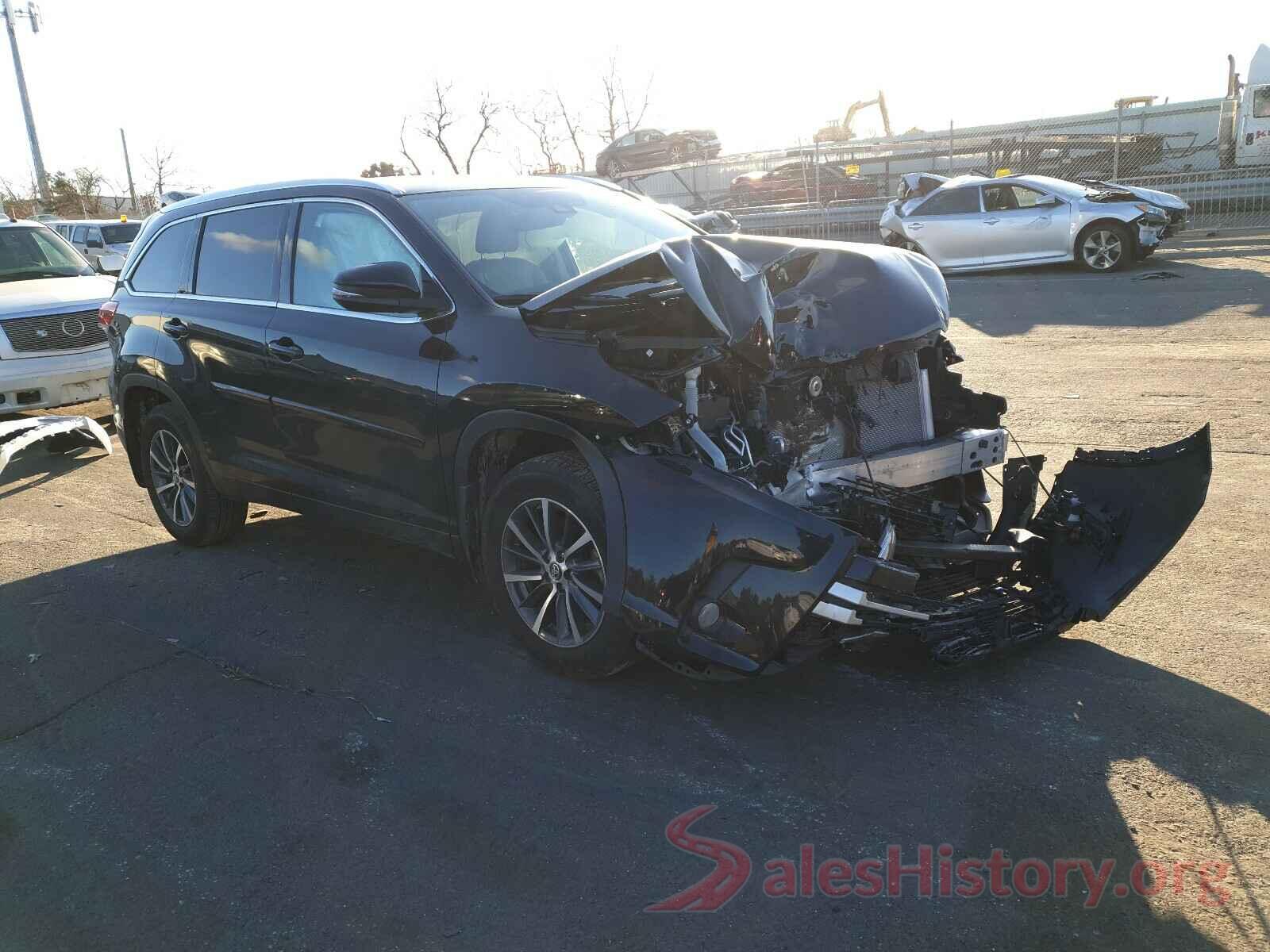 5TDJZRFH8KS614404 2019 TOYOTA HIGHLANDER