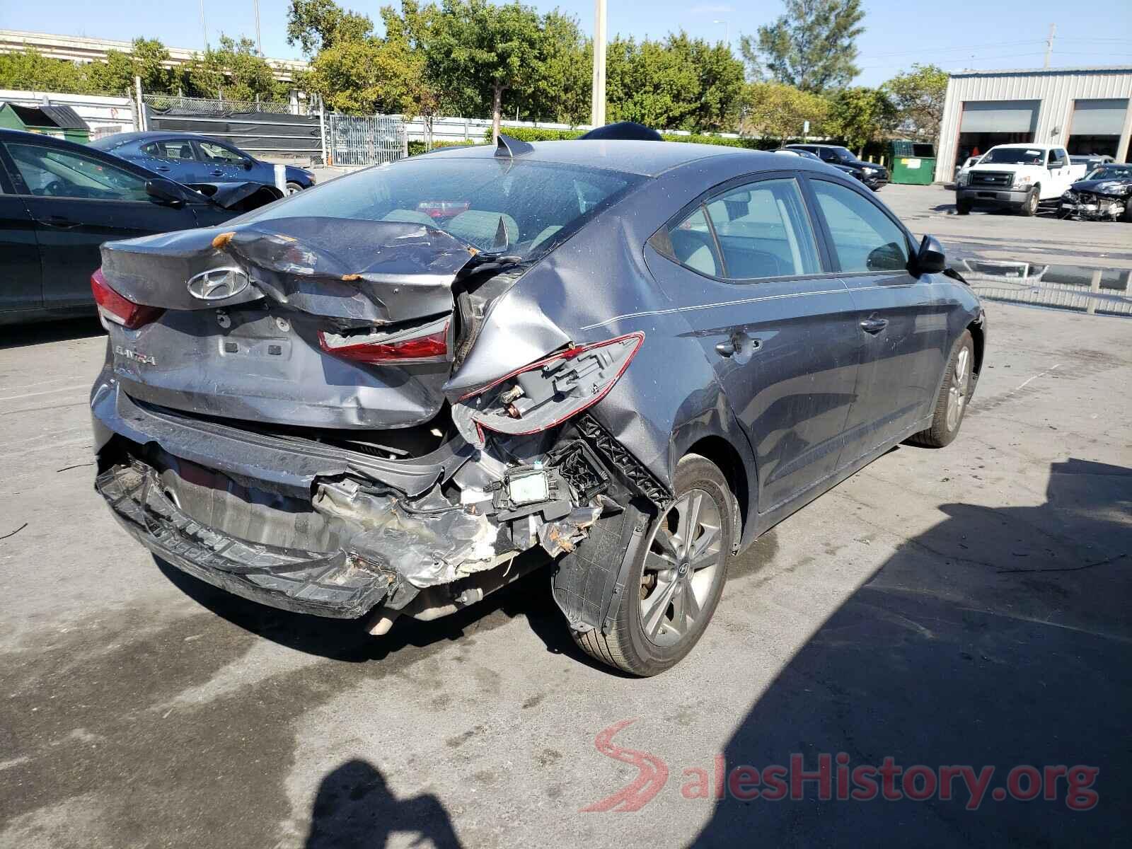 5NPD84LF0JH304452 2018 HYUNDAI ELANTRA